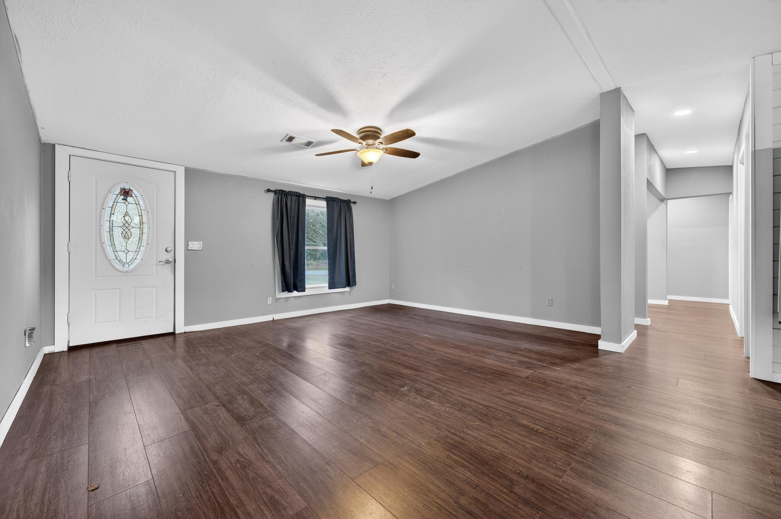 Kings Lake Road - Residential