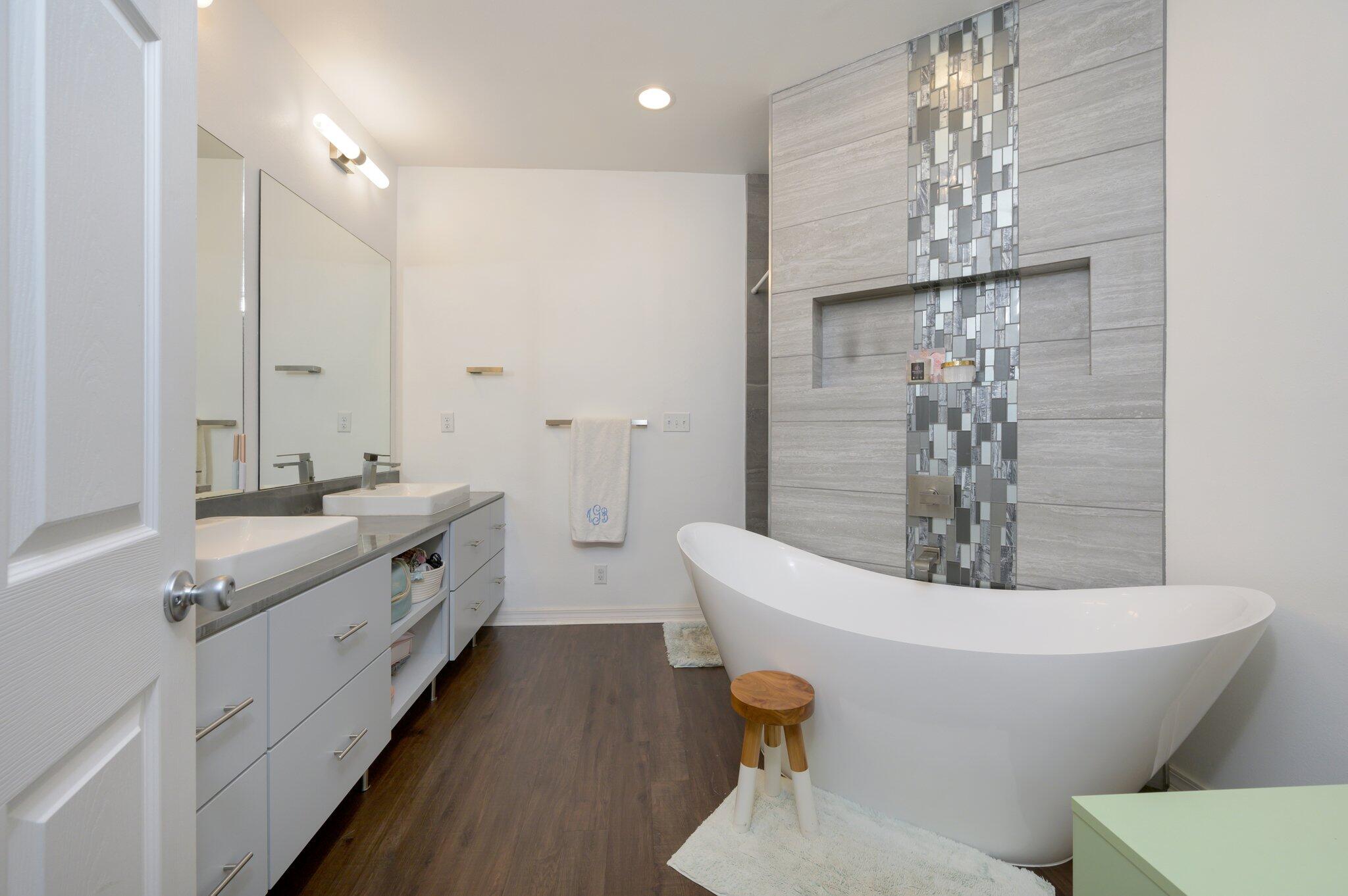 NORTH RIDGE CREEK S/D - Residential