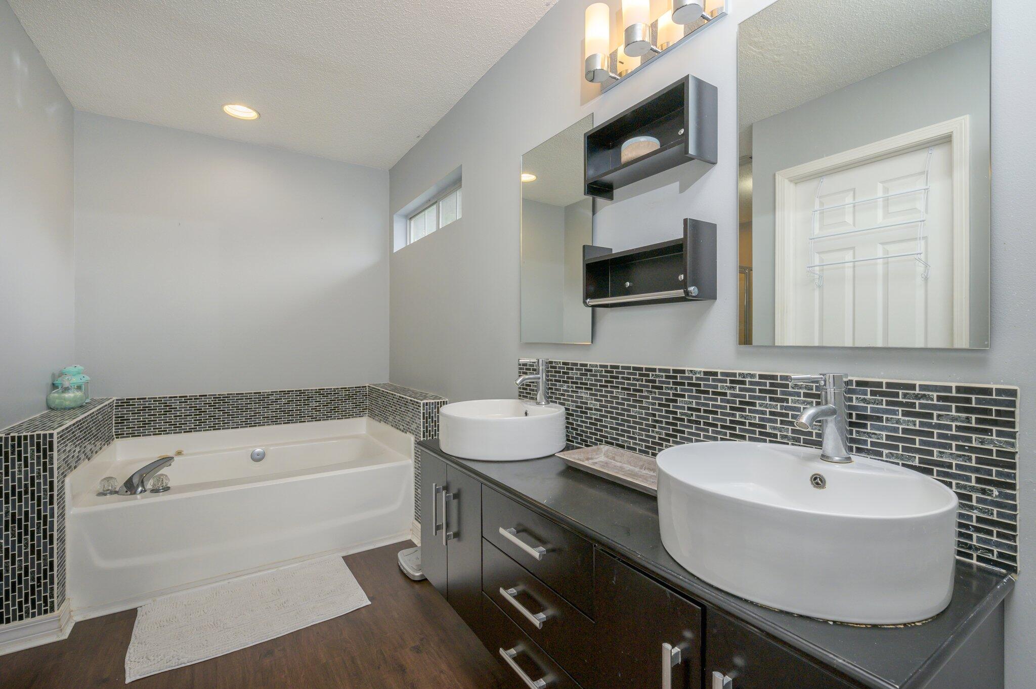 NORTH RIDGE CREEK S/D - Residential