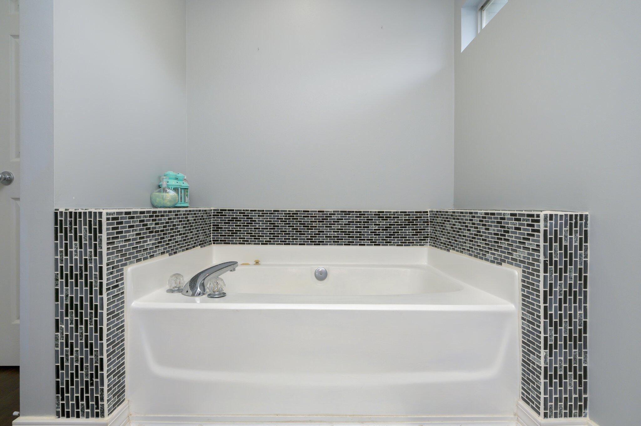 NORTH RIDGE CREEK S/D - Residential