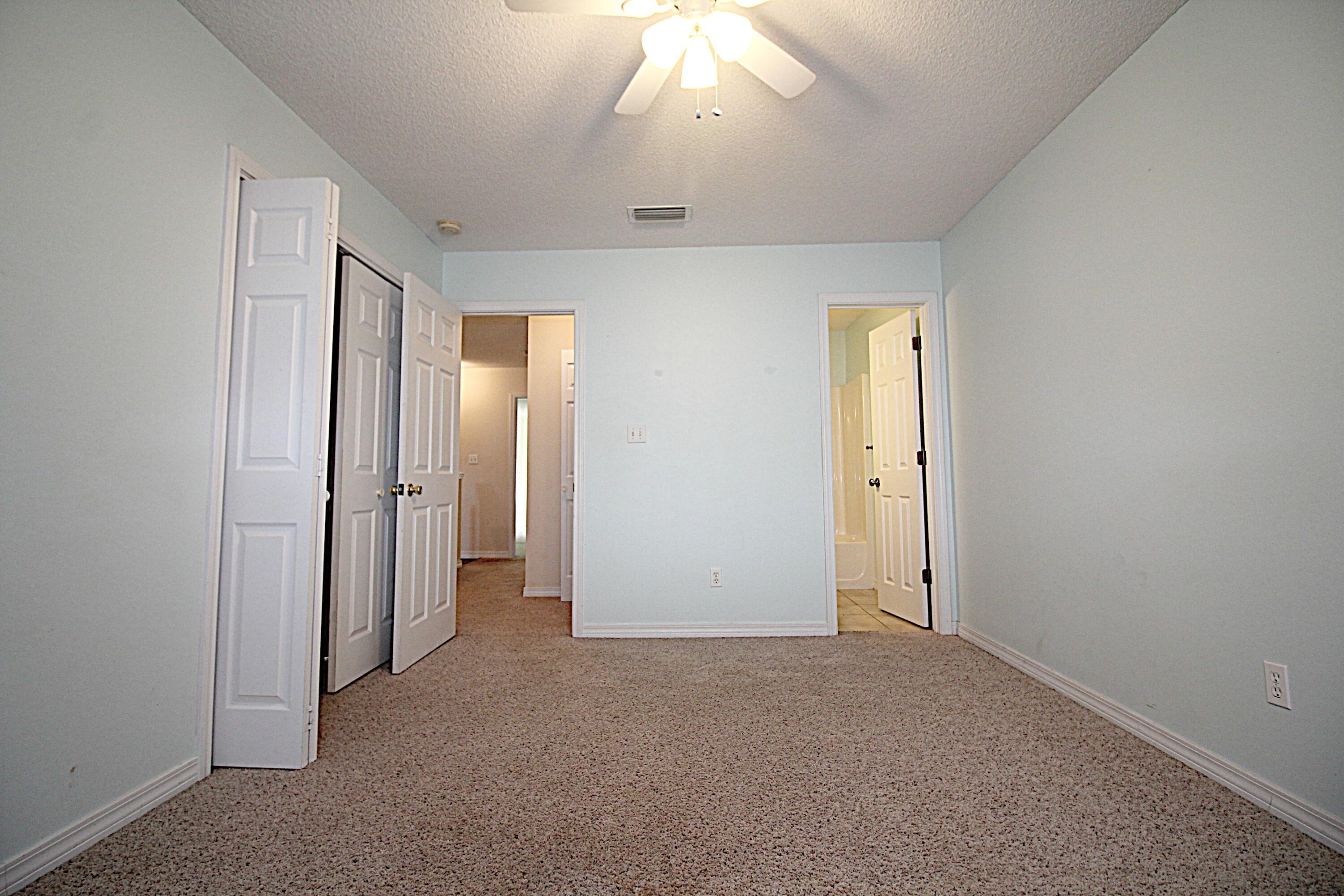 Houston Manor - Residential