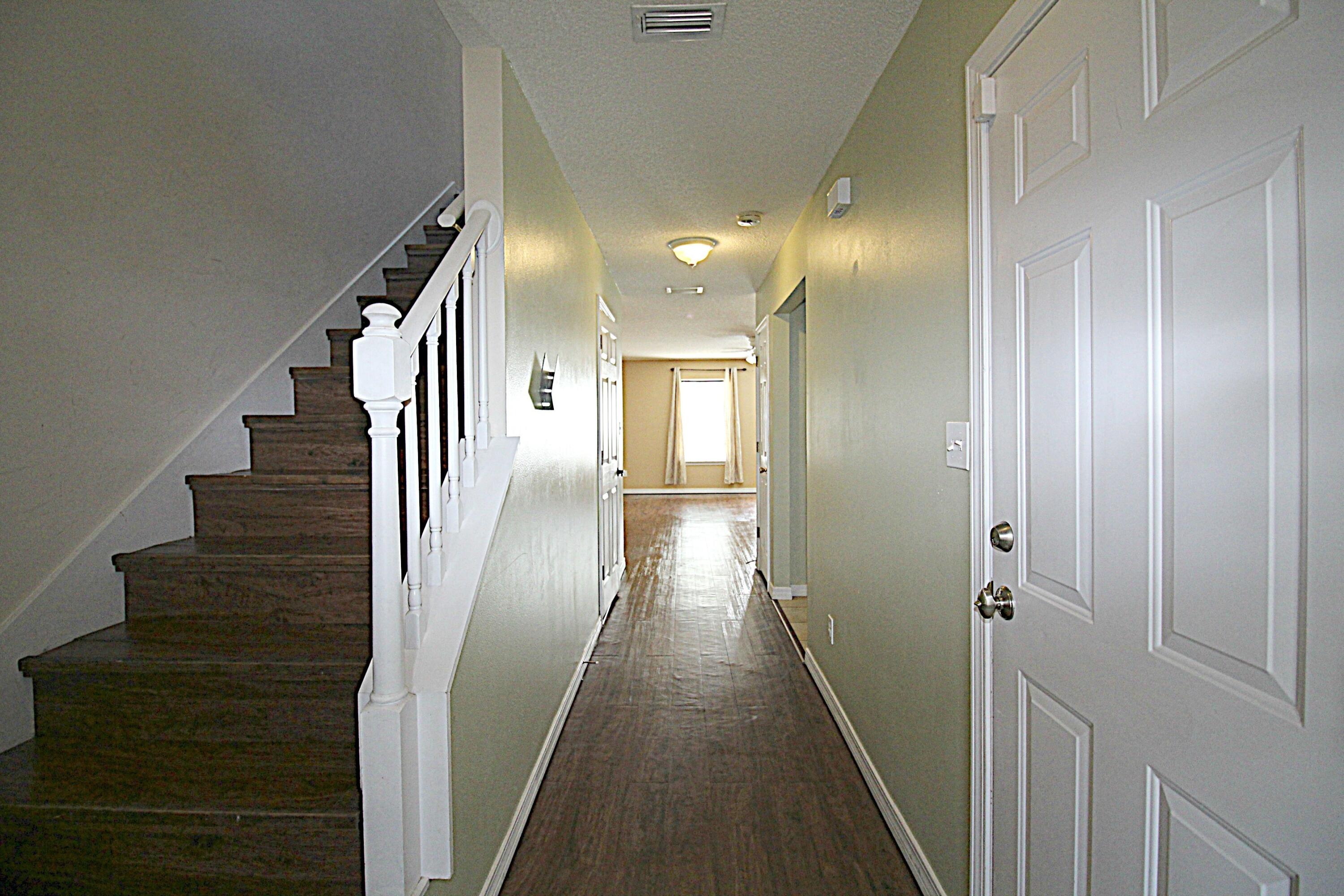 Houston Manor - Residential