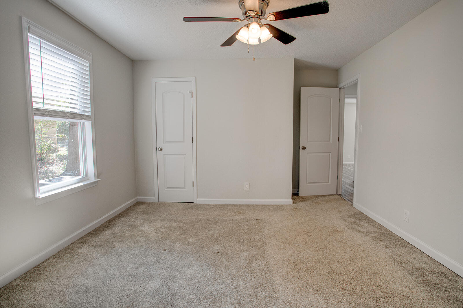 VALPARAISO - Residential