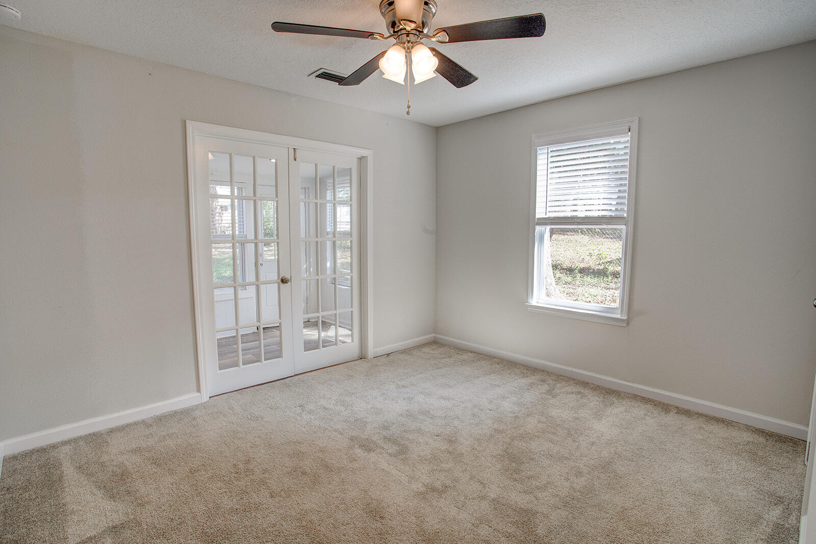 VALPARAISO - Residential