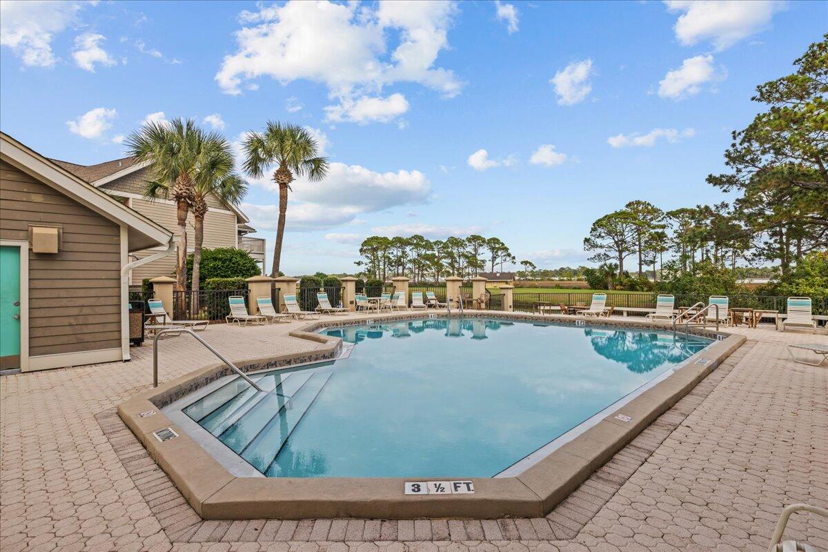HARBOUR POINTE - Residential Lease