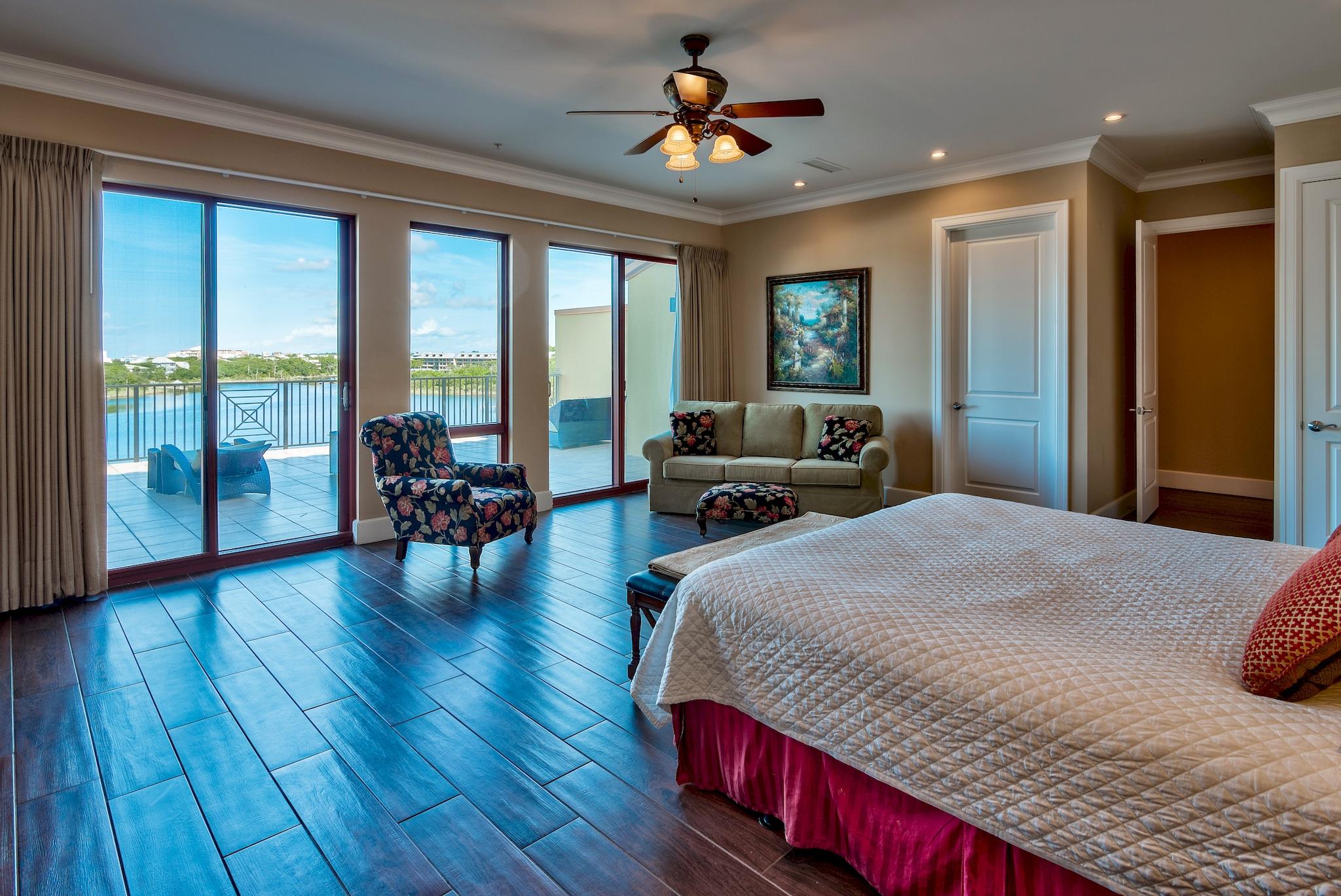 SANCTUARY BY THE SEA - Residential
