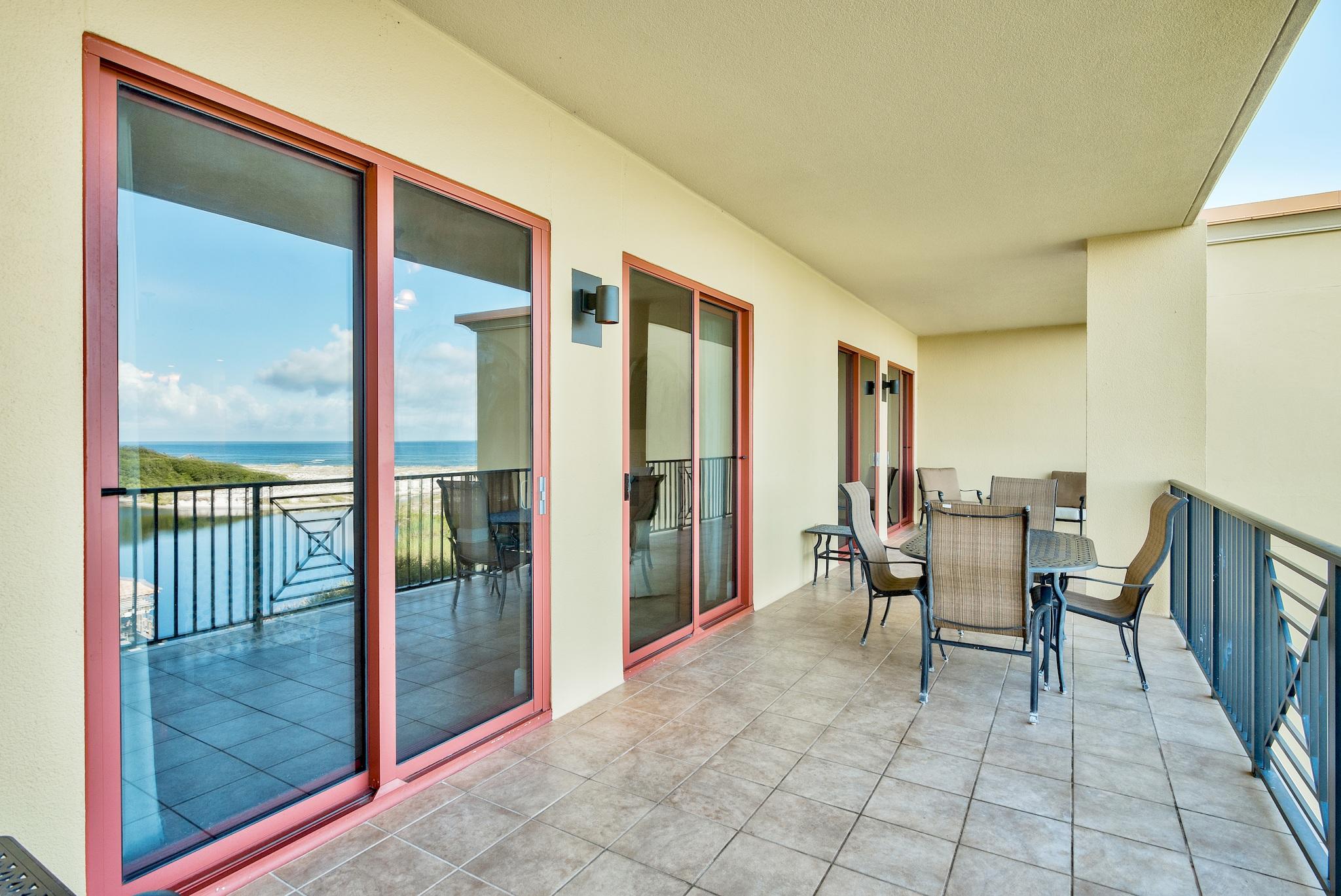 SANCTUARY BY THE SEA - Residential