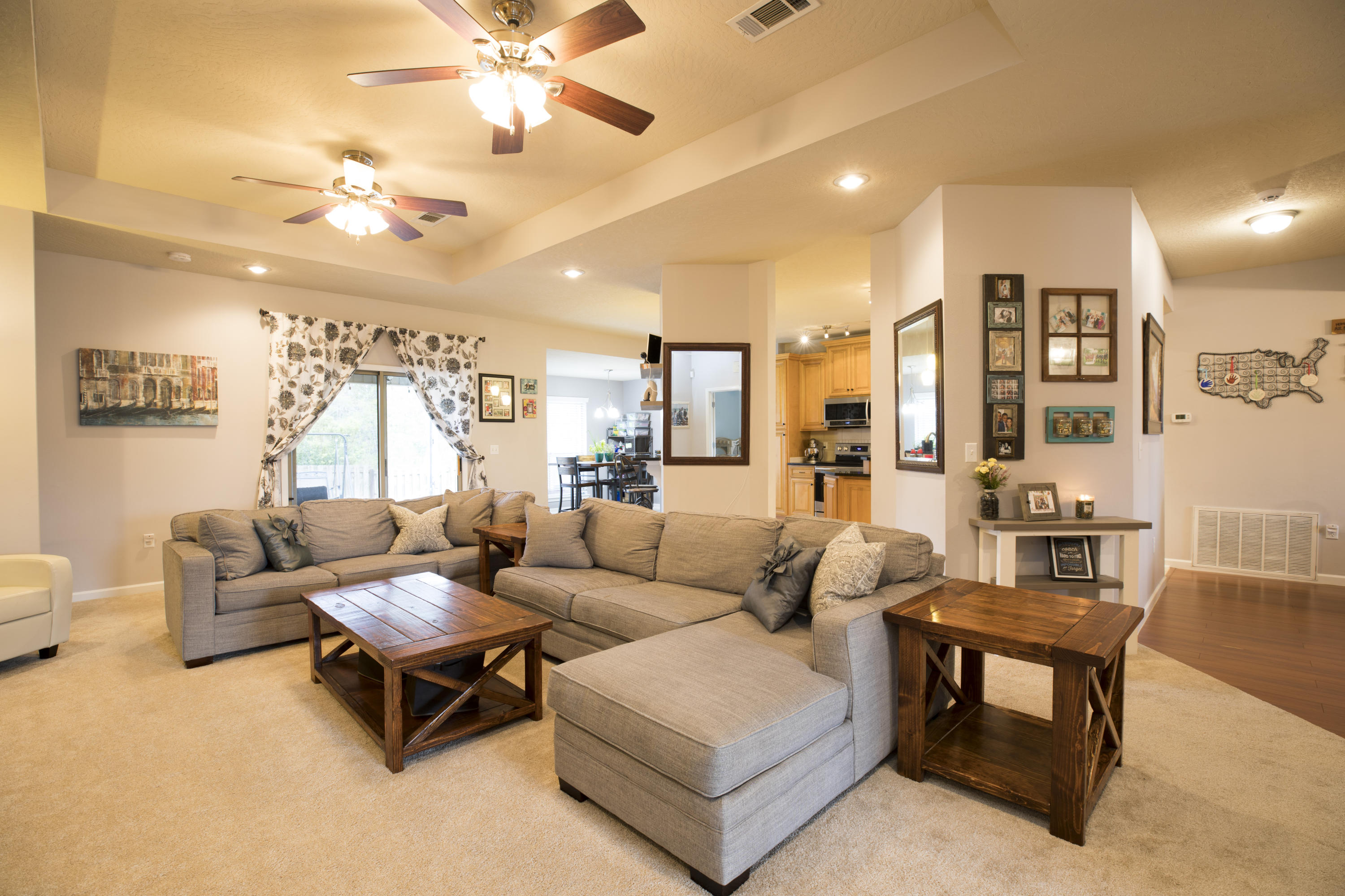KAITLYNS PRESERVE - Residential