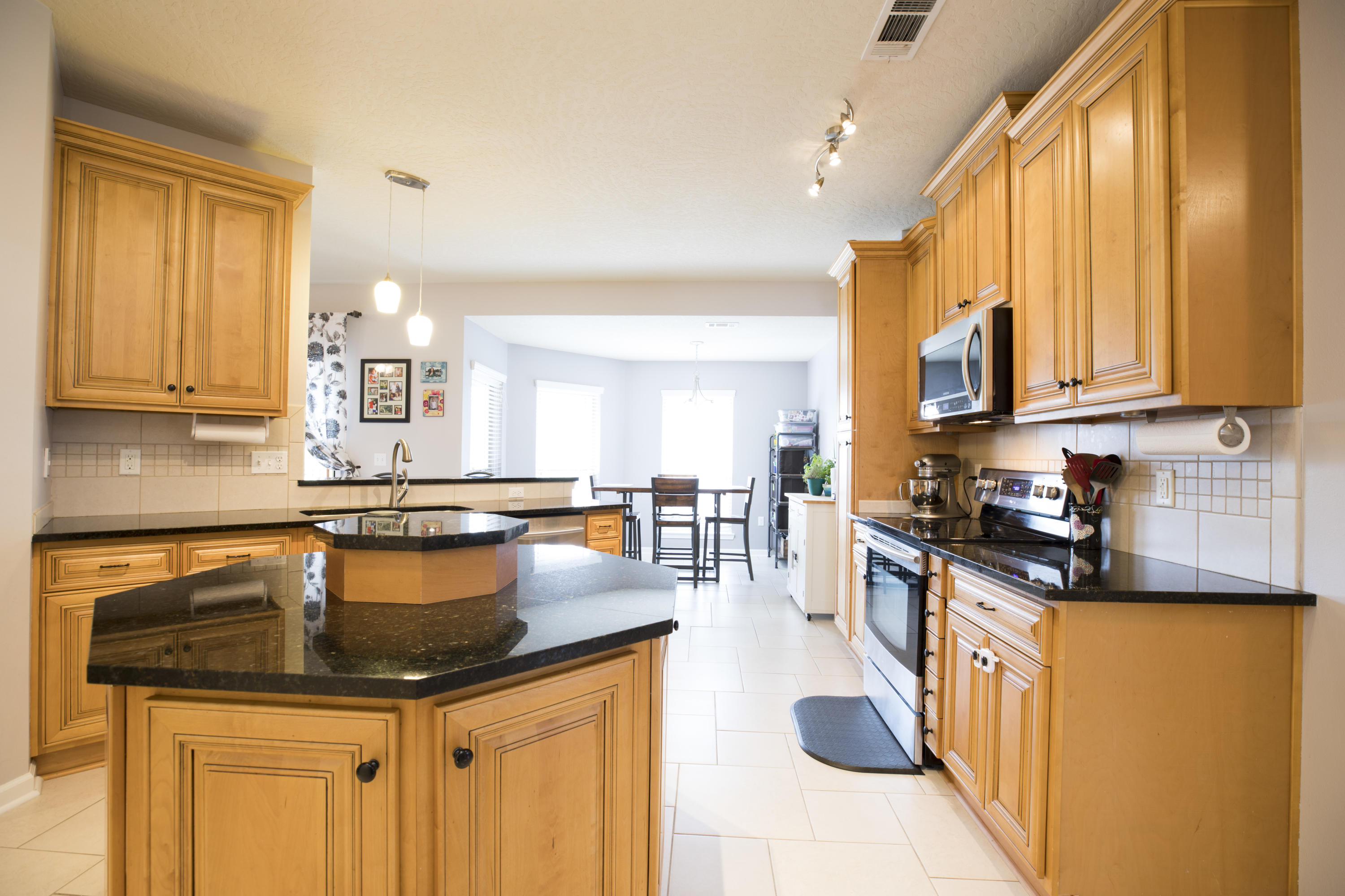KAITLYNS PRESERVE - Residential