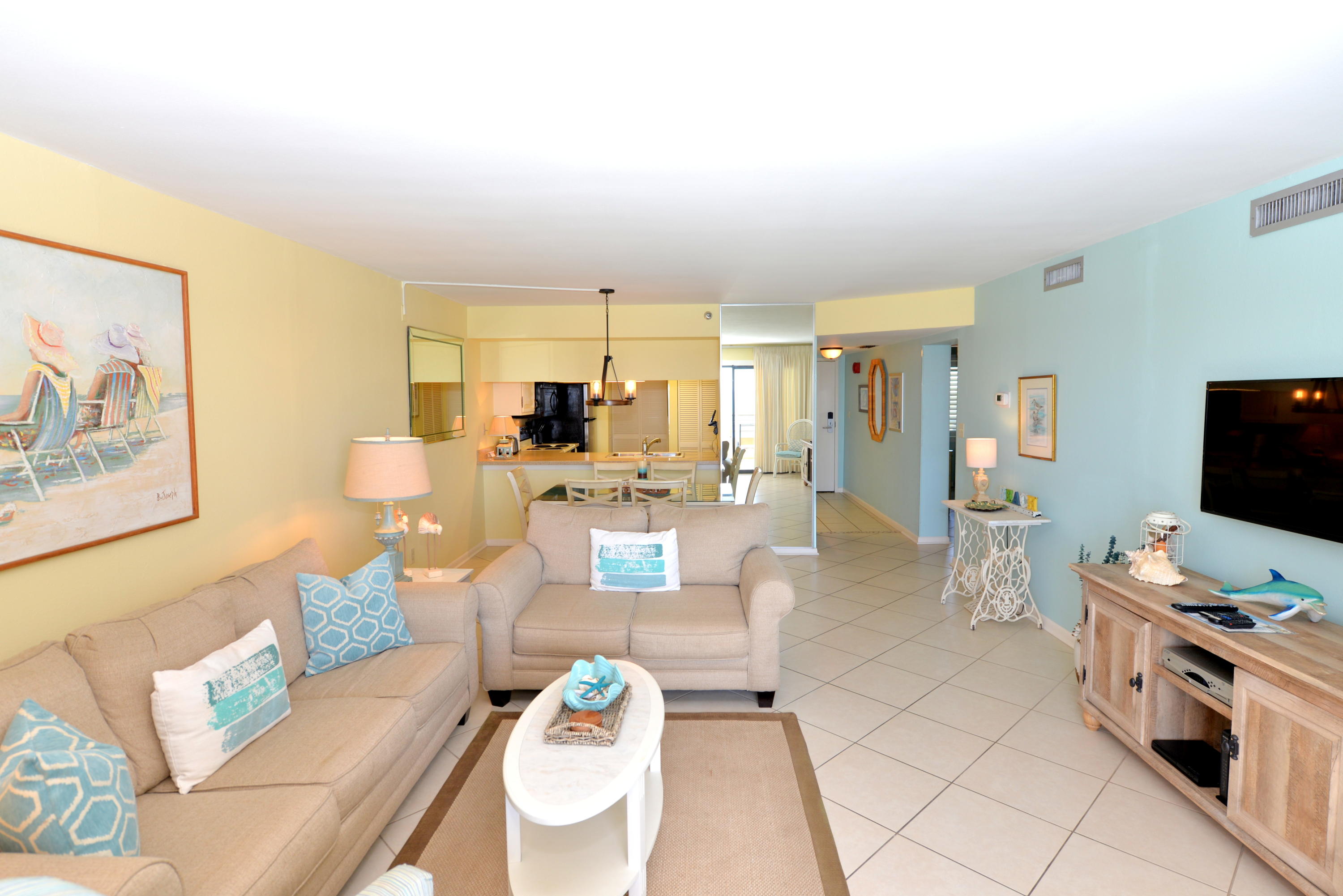 EMERALD TOWERS CONDO - Residential