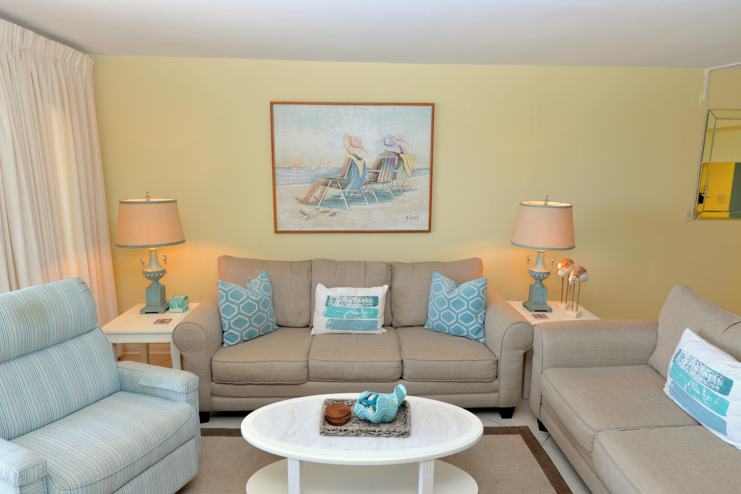 EMERALD TOWERS CONDO - Residential