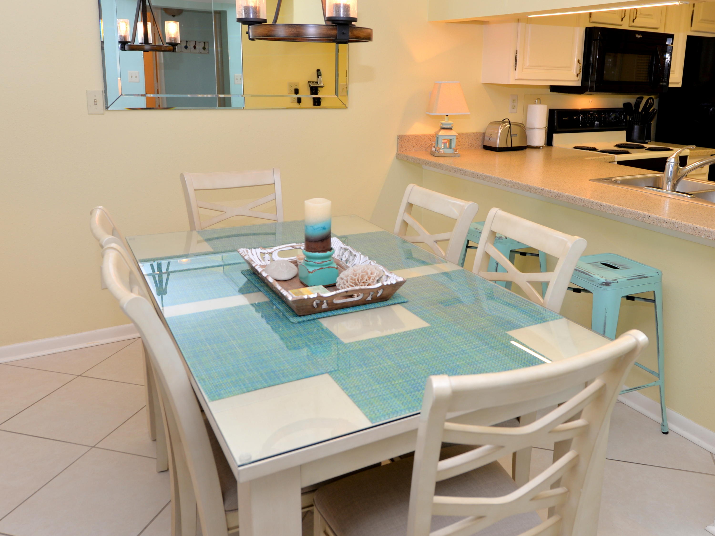 EMERALD TOWERS CONDO - Residential