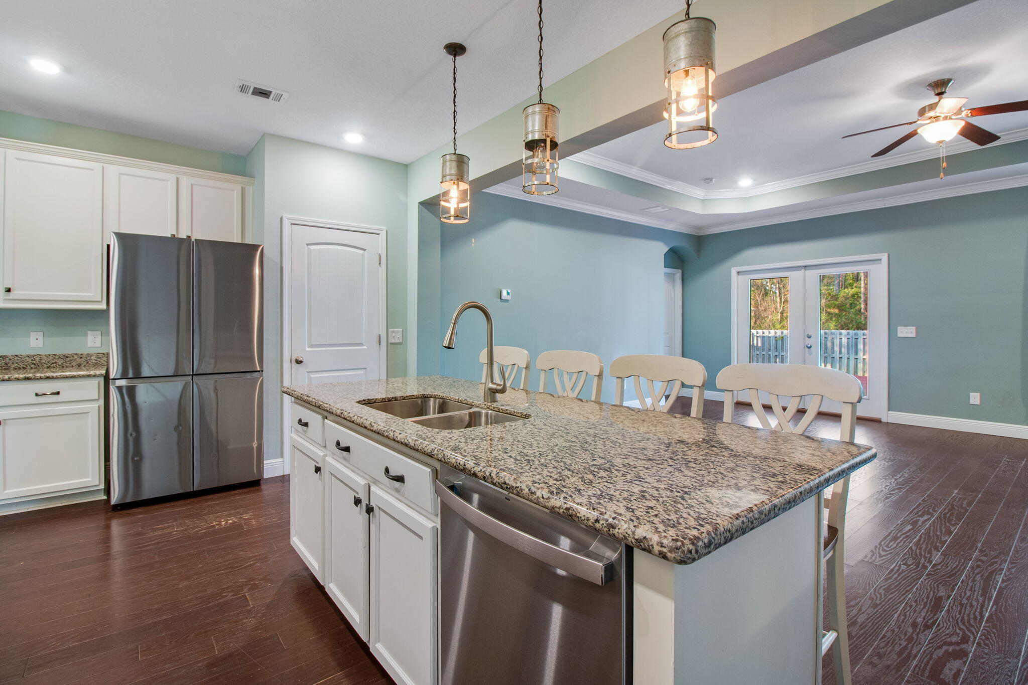 HOLLEY BY THE SEA - Residential