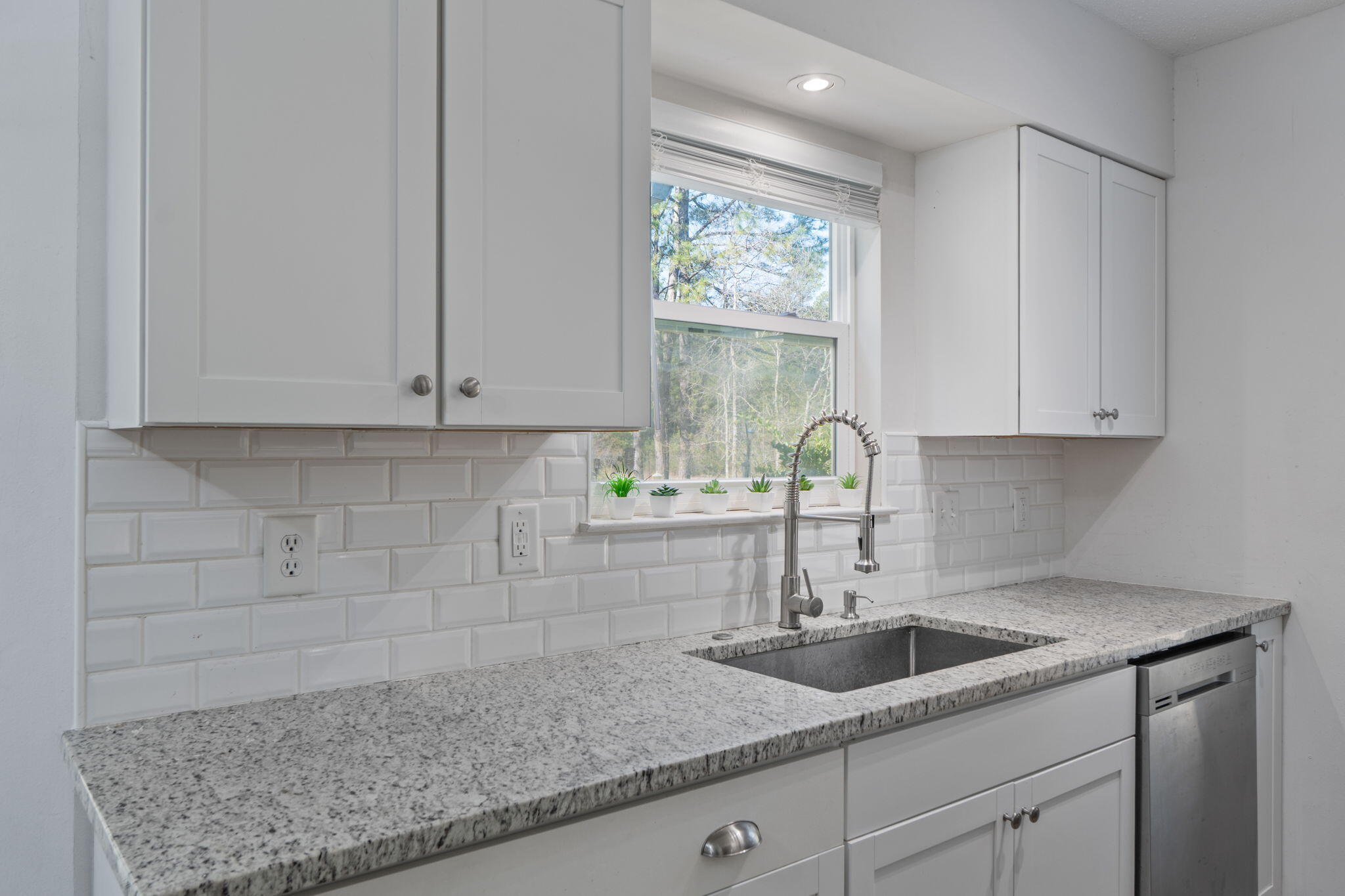 KELLY HILL ESTATES - Residential