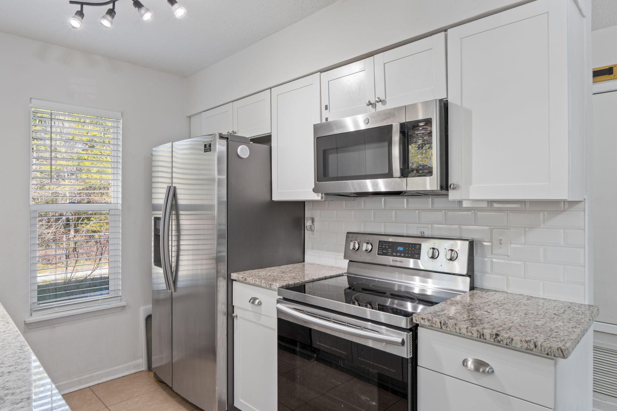 KELLY HILL ESTATES - Residential