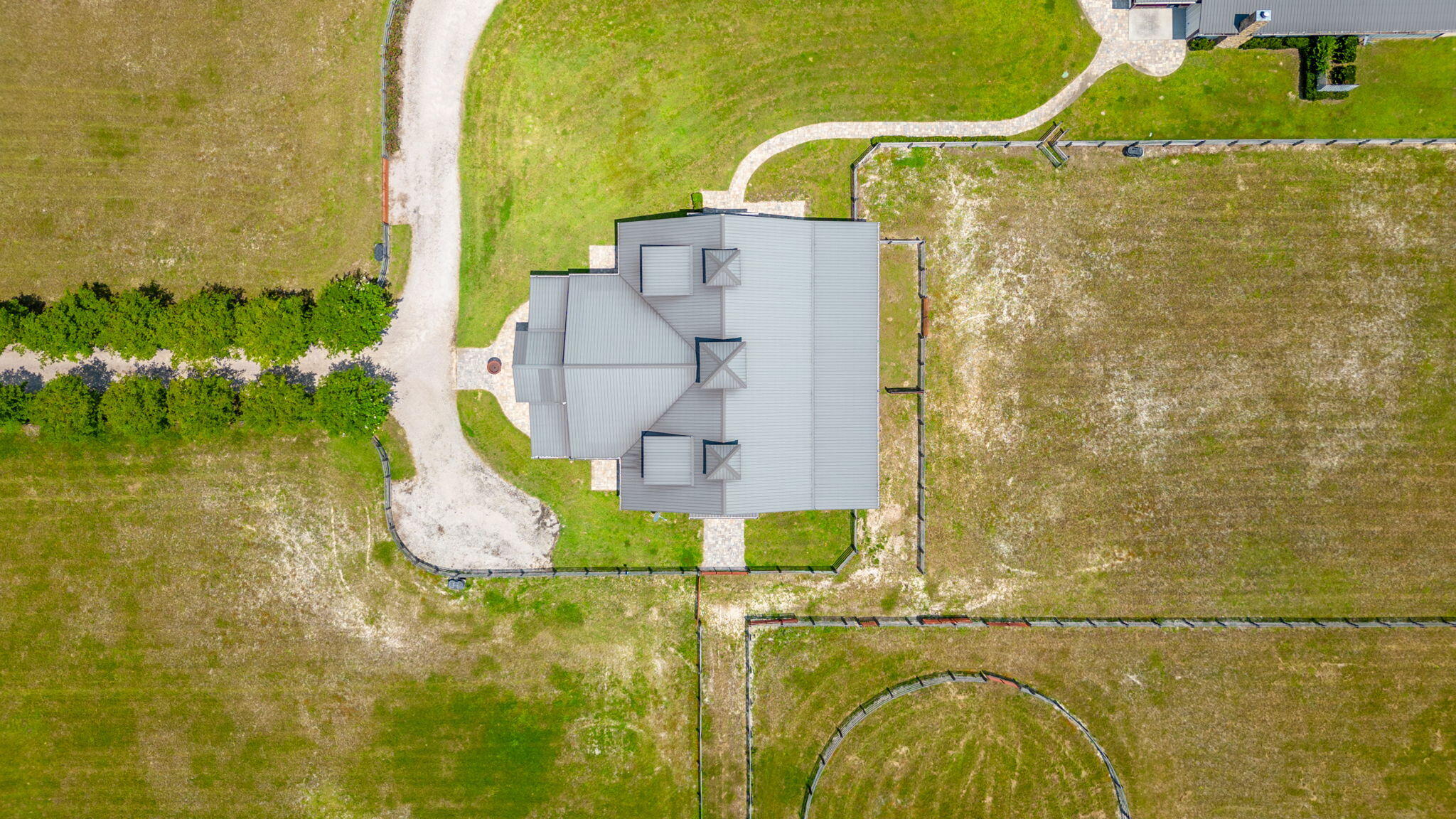 STABLES AT SANDY PINE - Farm