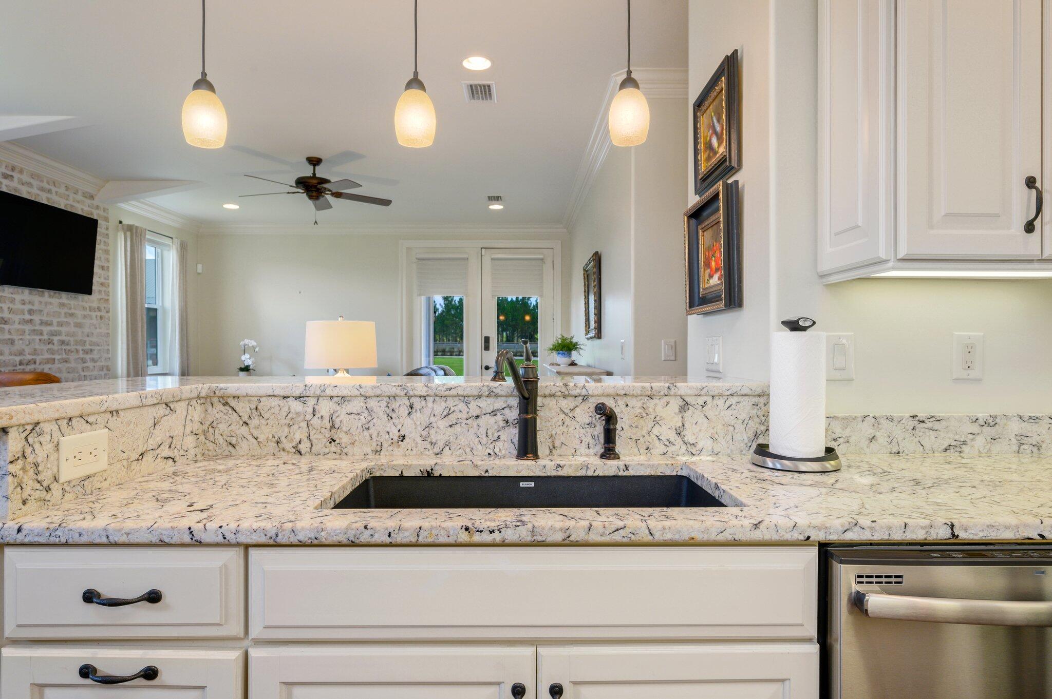STABLES AT SANDY PINE - Farm