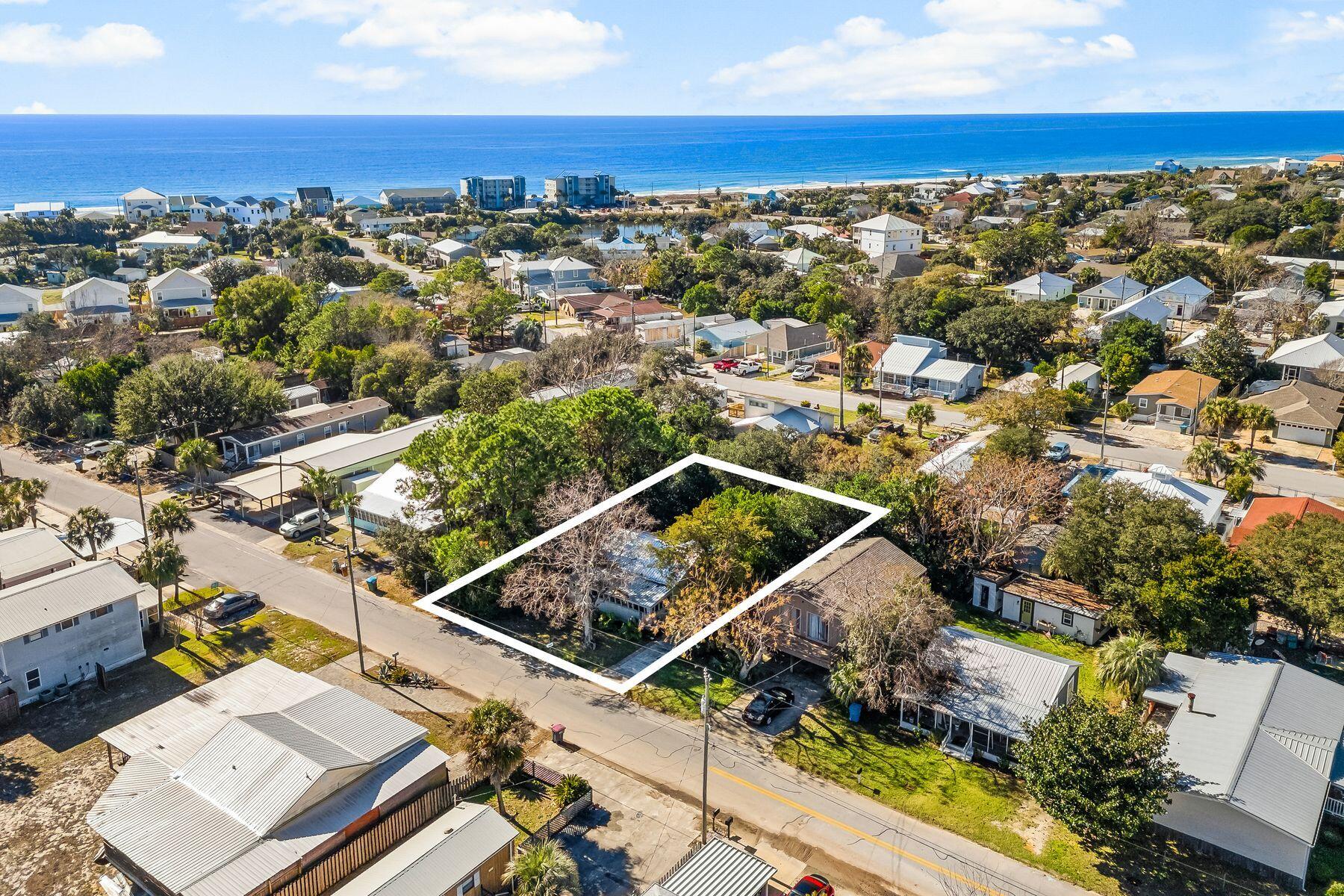 LAGUNA BEACH ESTATES 7TH ADDN - Residential