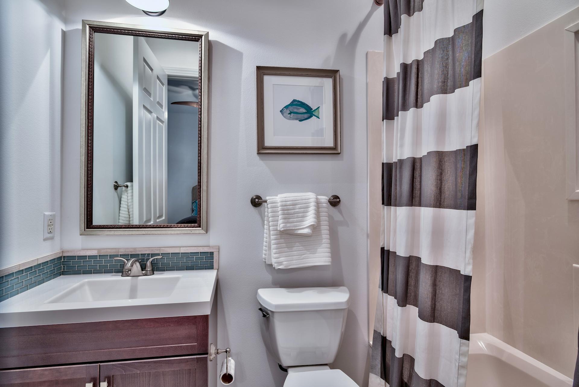 ISLAND GREEN - Residential