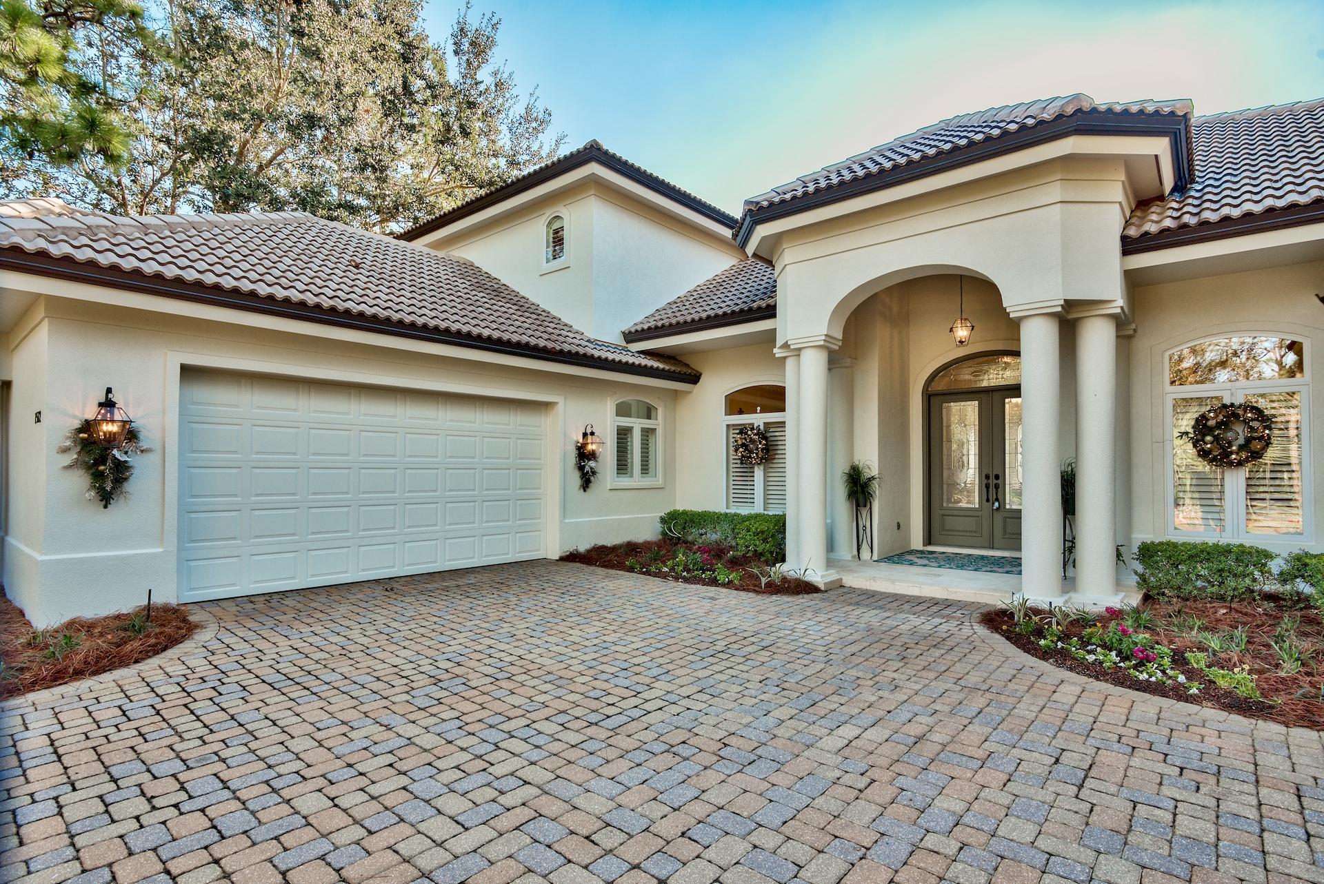 ISLAND GREEN - Residential