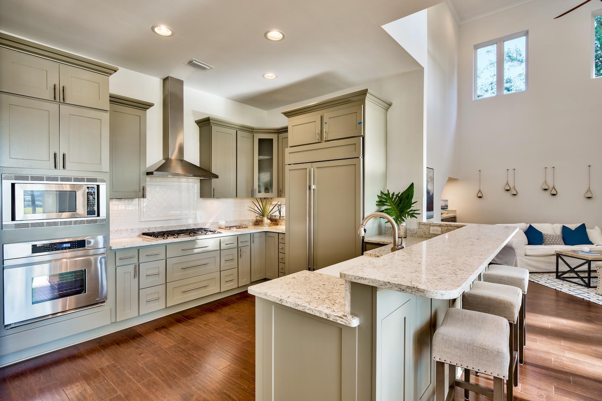 ISLAND GREEN - Residential