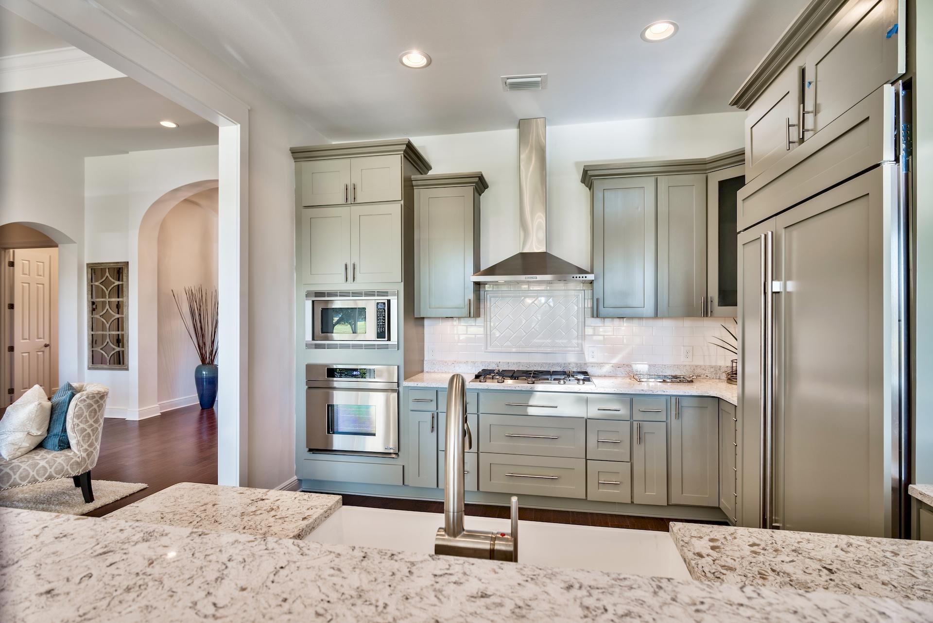 ISLAND GREEN - Residential