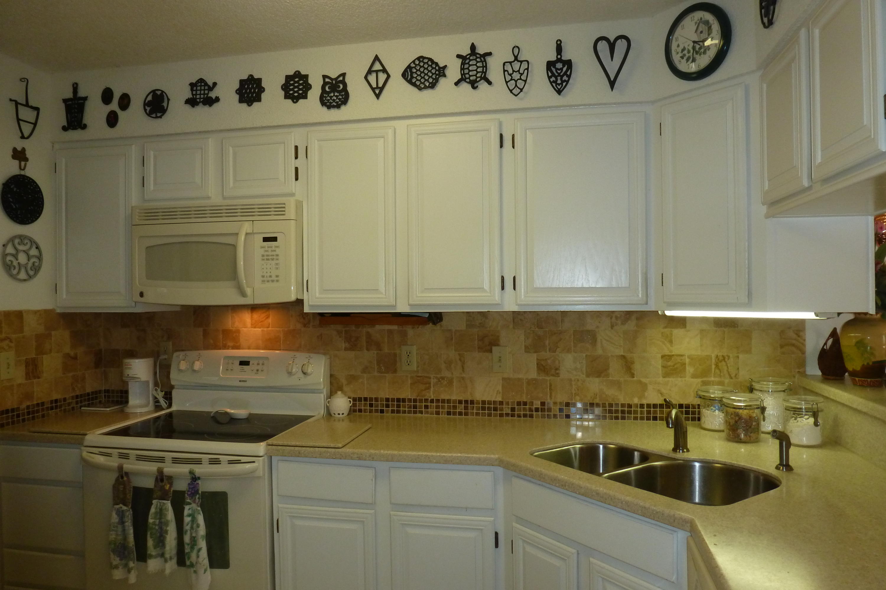 ROYAL OAK VILLAGE - Residential