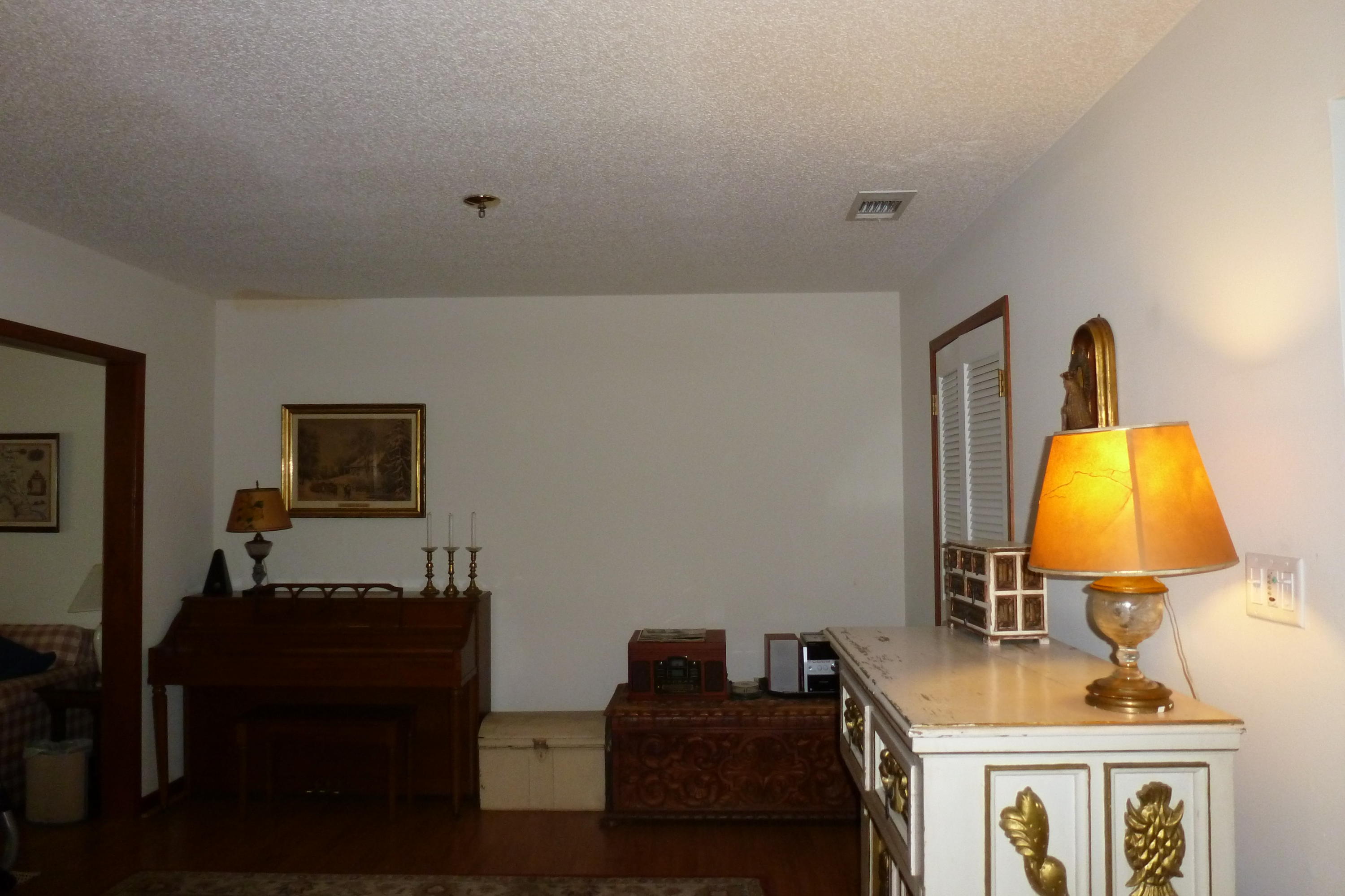 ROYAL OAK VILLAGE - Residential