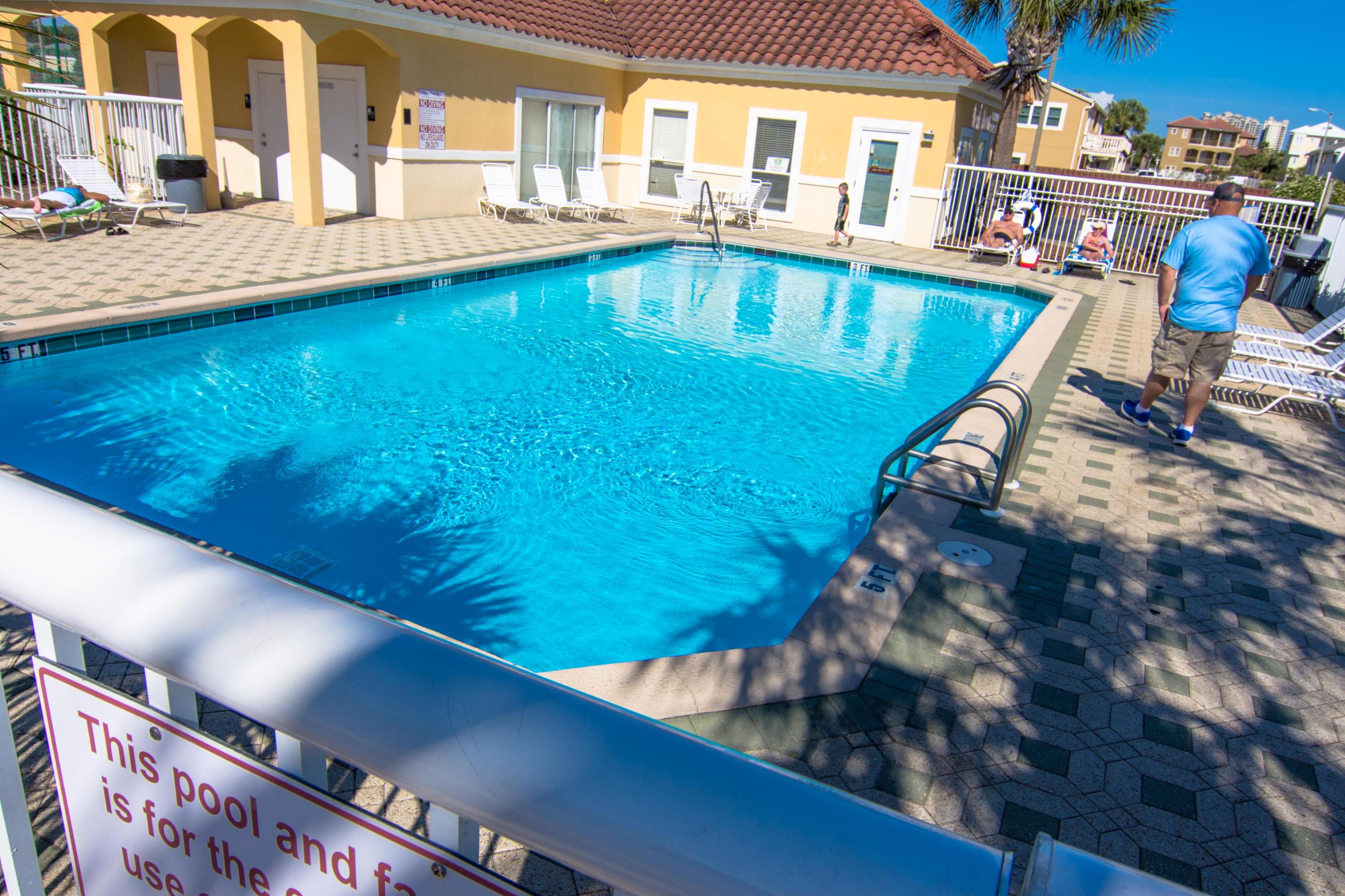 CIBONEY CONDO - Residential