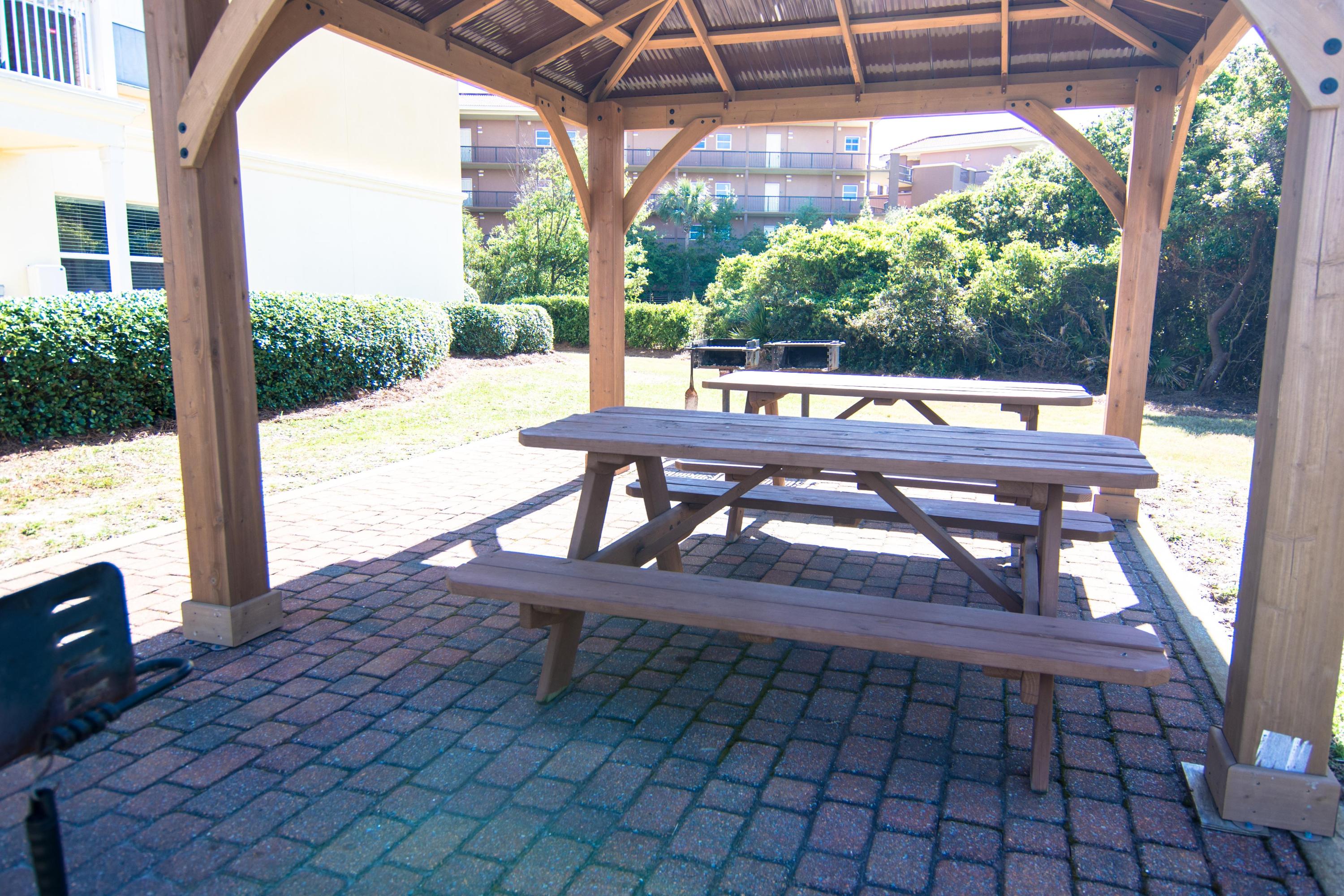 CIBONEY CONDO - Residential