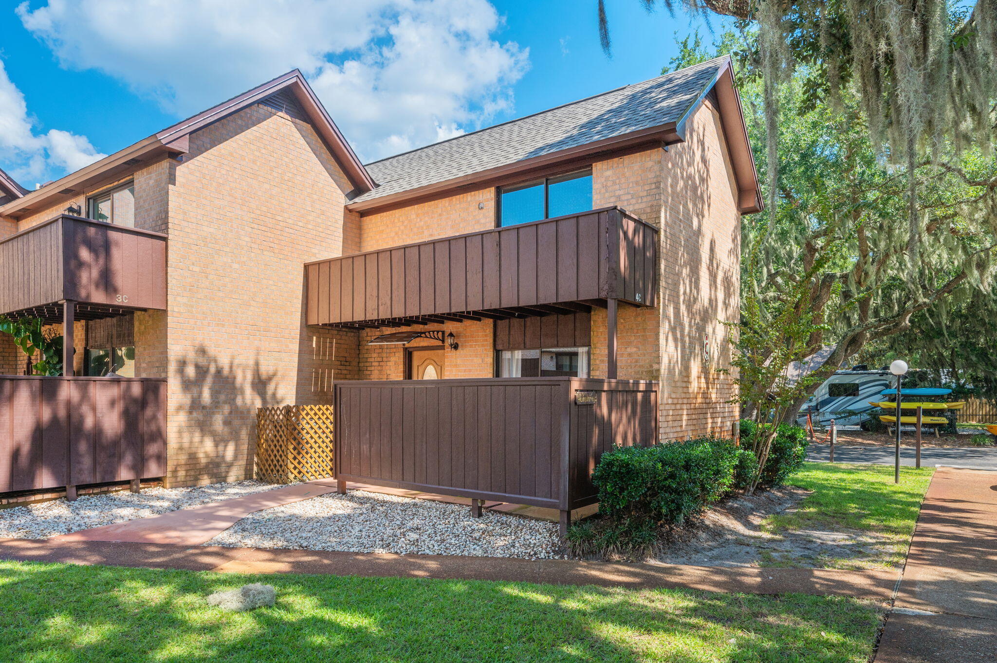MOSSEY COVE T/H - Residential