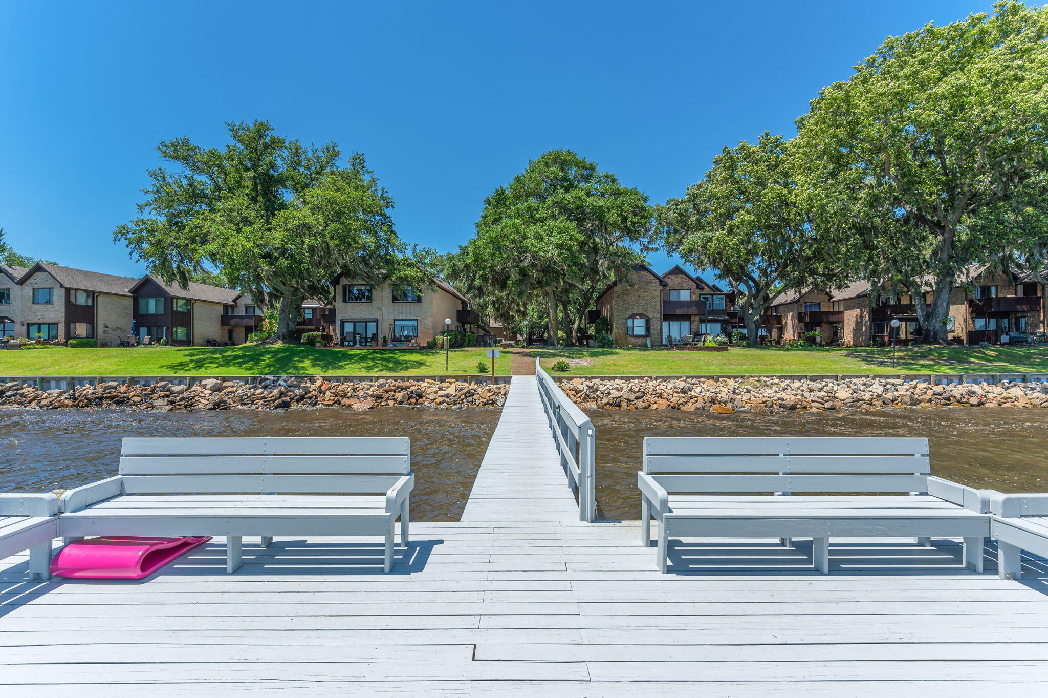 MOSSEY COVE T/H - Residential