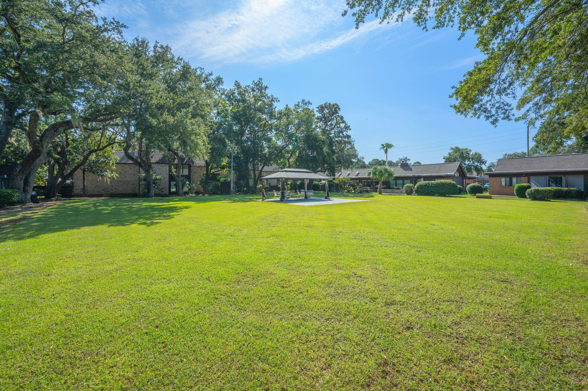 MOSSEY COVE T/H - Residential