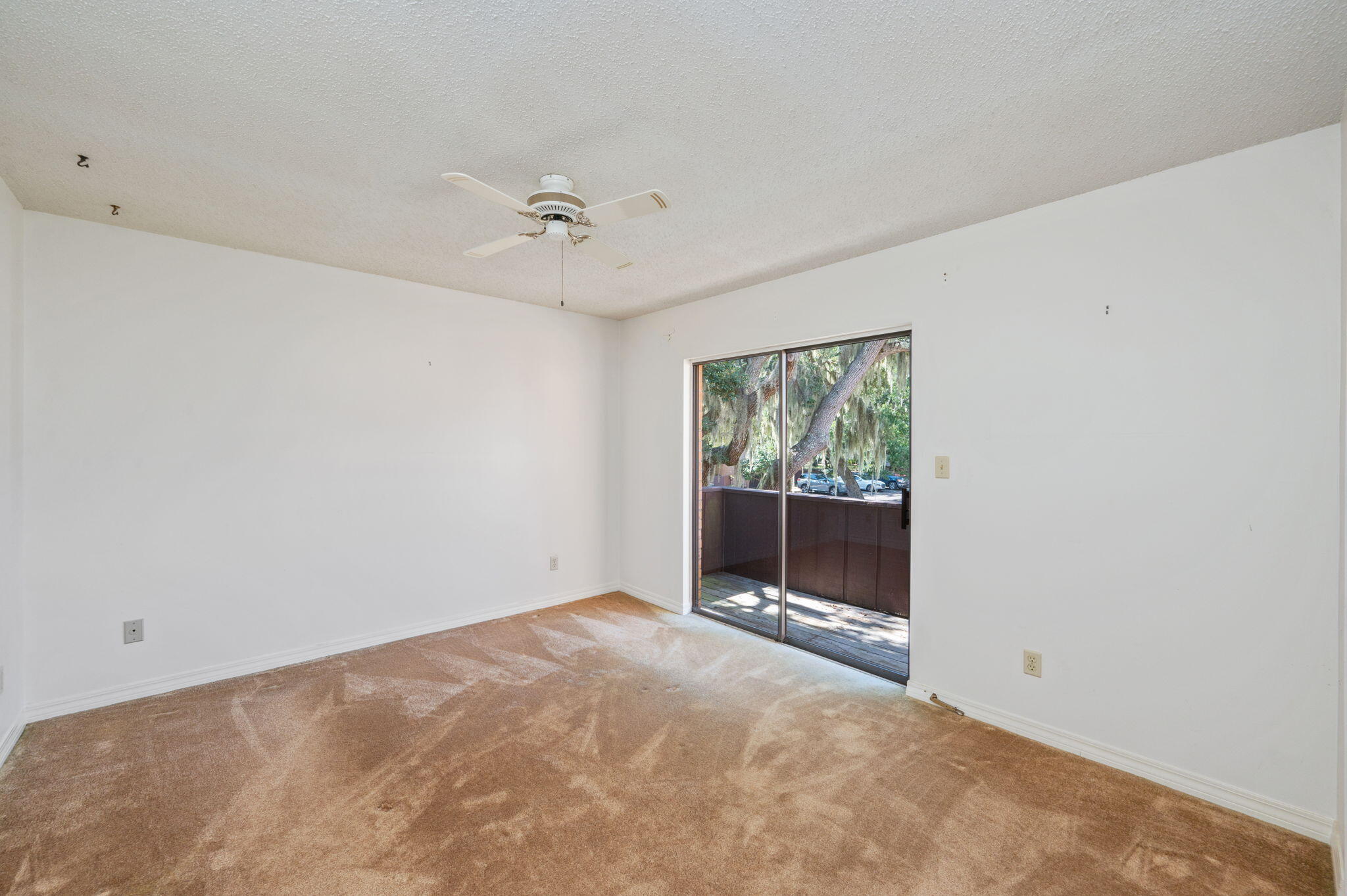 MOSSEY COVE T/H - Residential