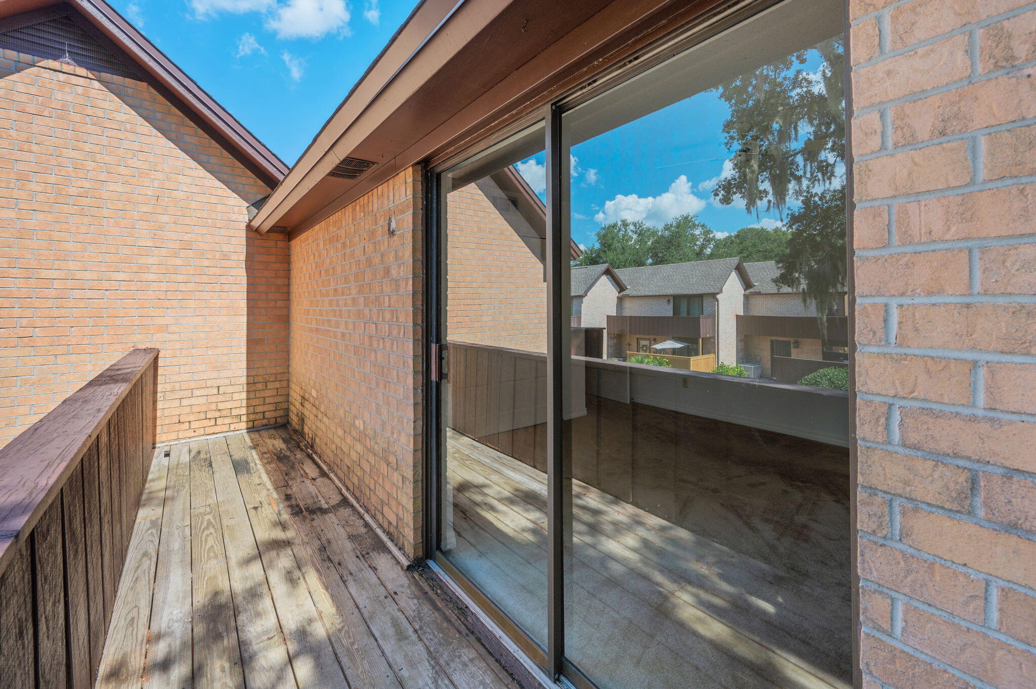 MOSSEY COVE T/H - Residential