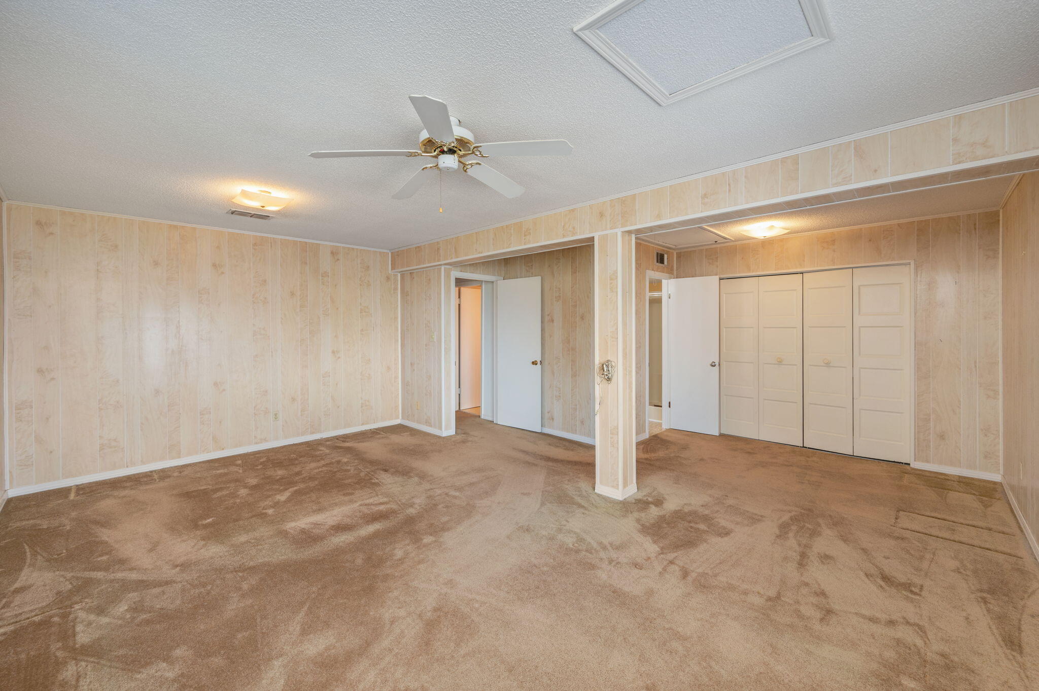 MOSSEY COVE T/H - Residential