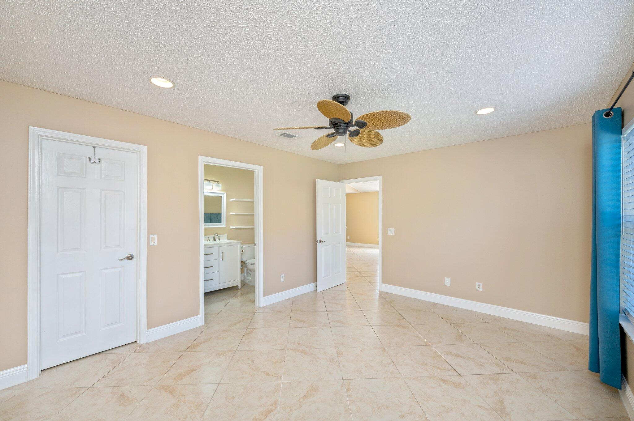 BAYSIDE PH 1 - Residential