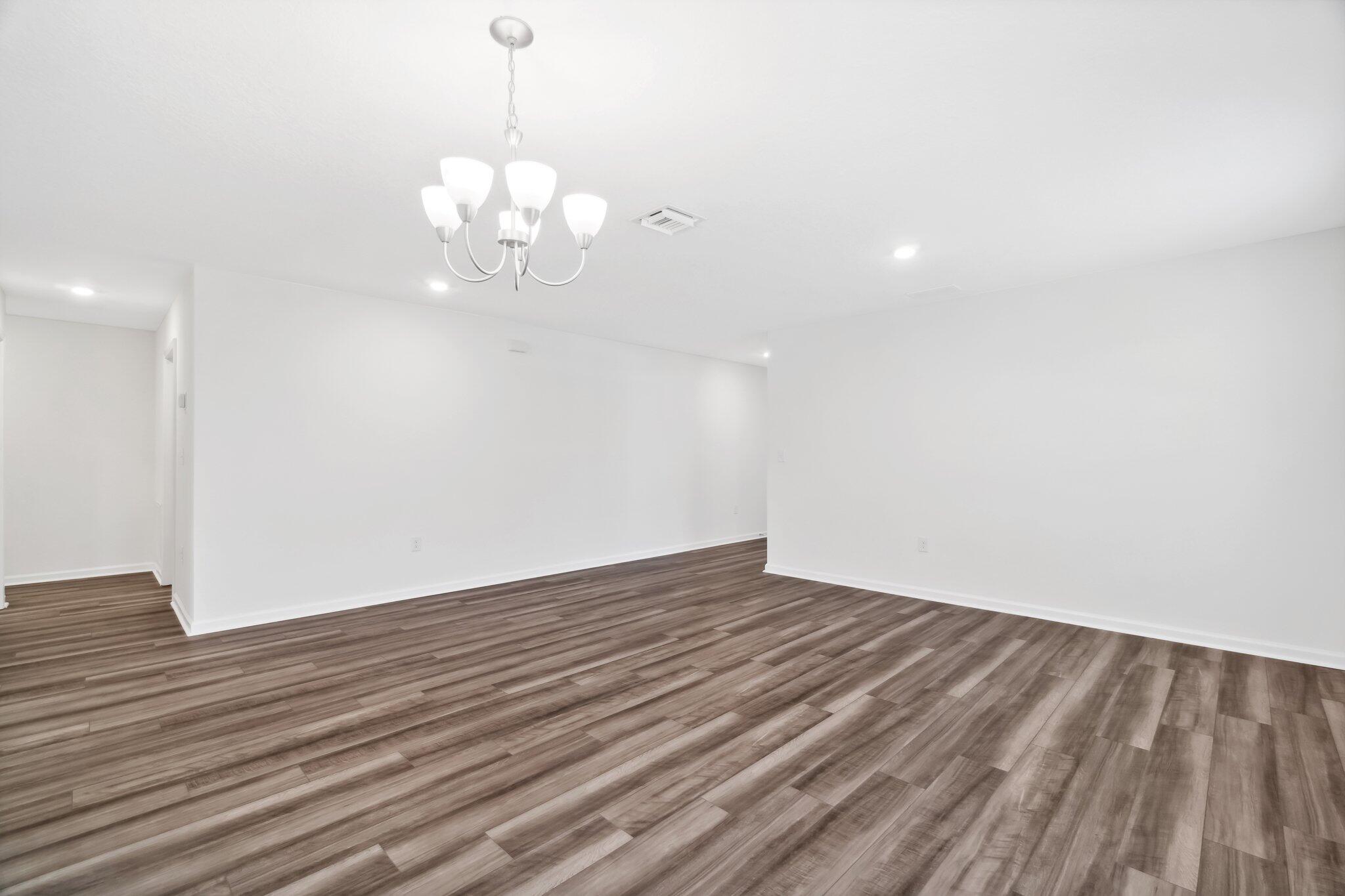 RIVERWALK PH I - Residential Lease