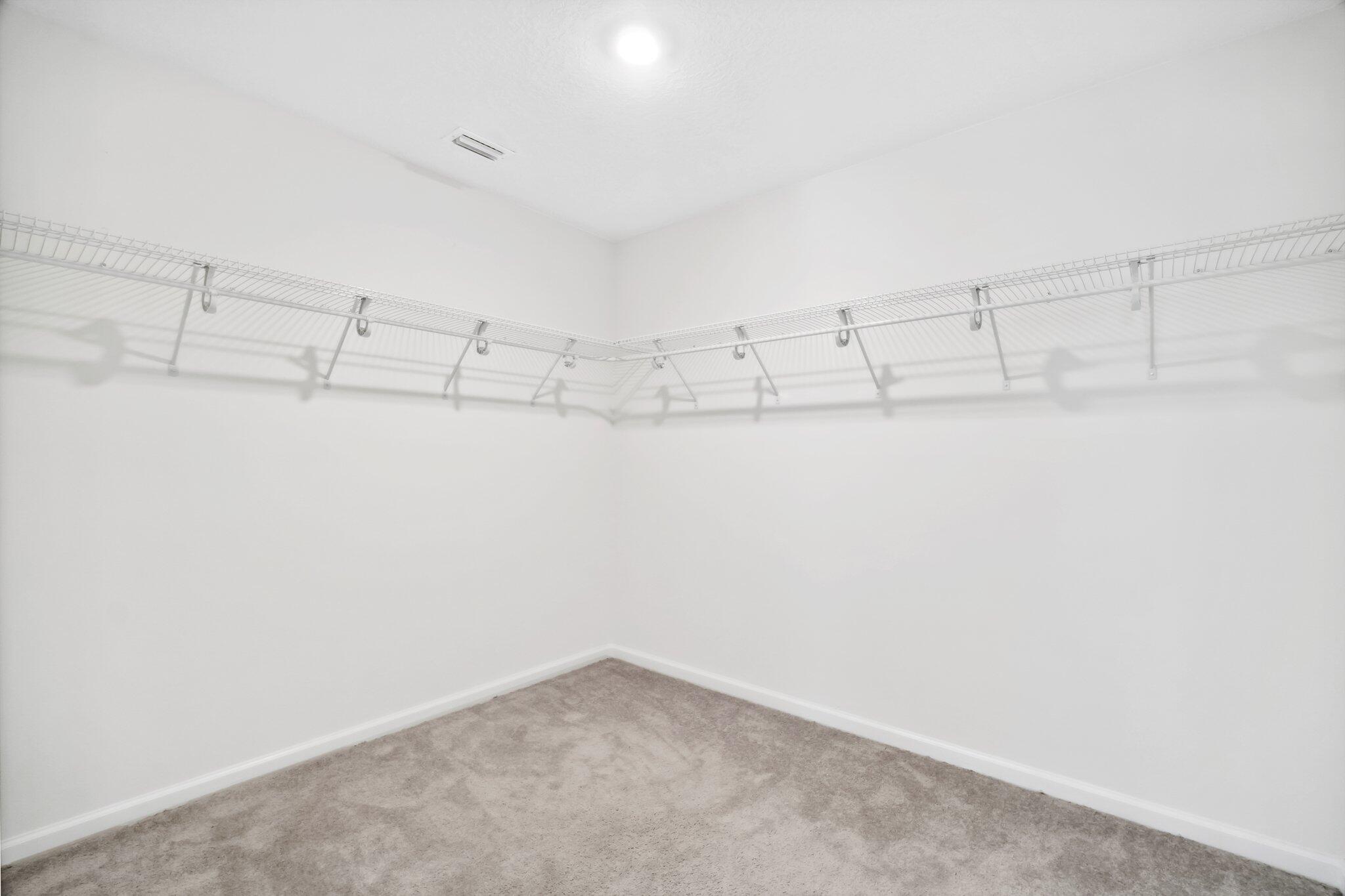 RIVERWALK PH I - Residential Lease
