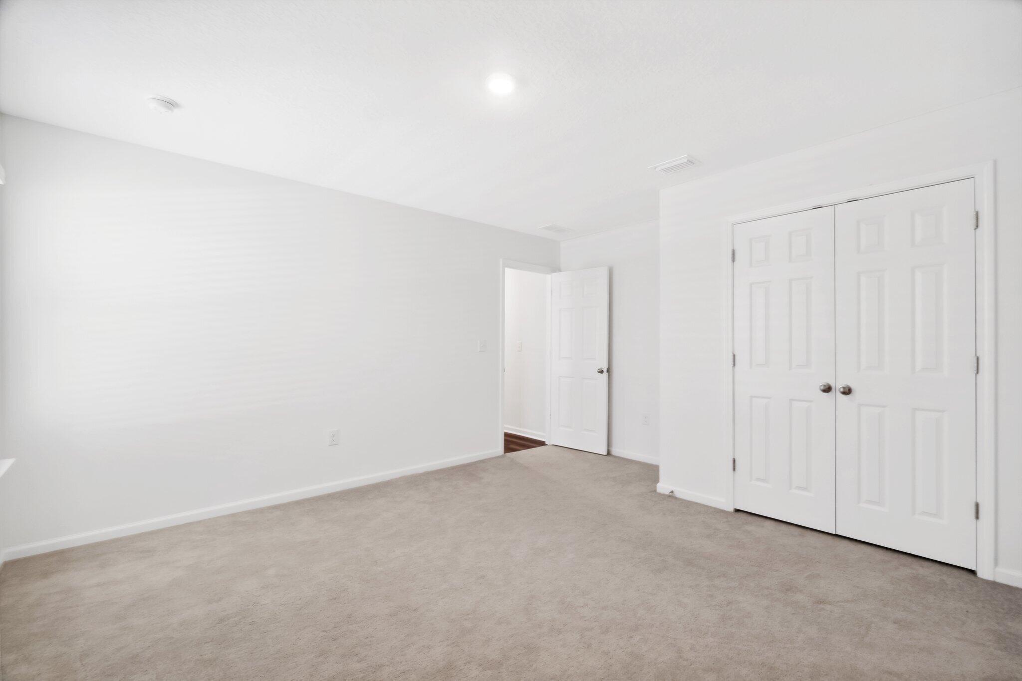 RIVERWALK PH I - Residential Lease