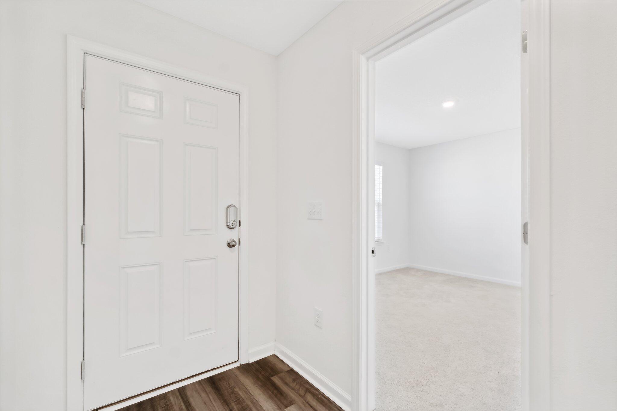 RIVERWALK PH I - Residential Lease