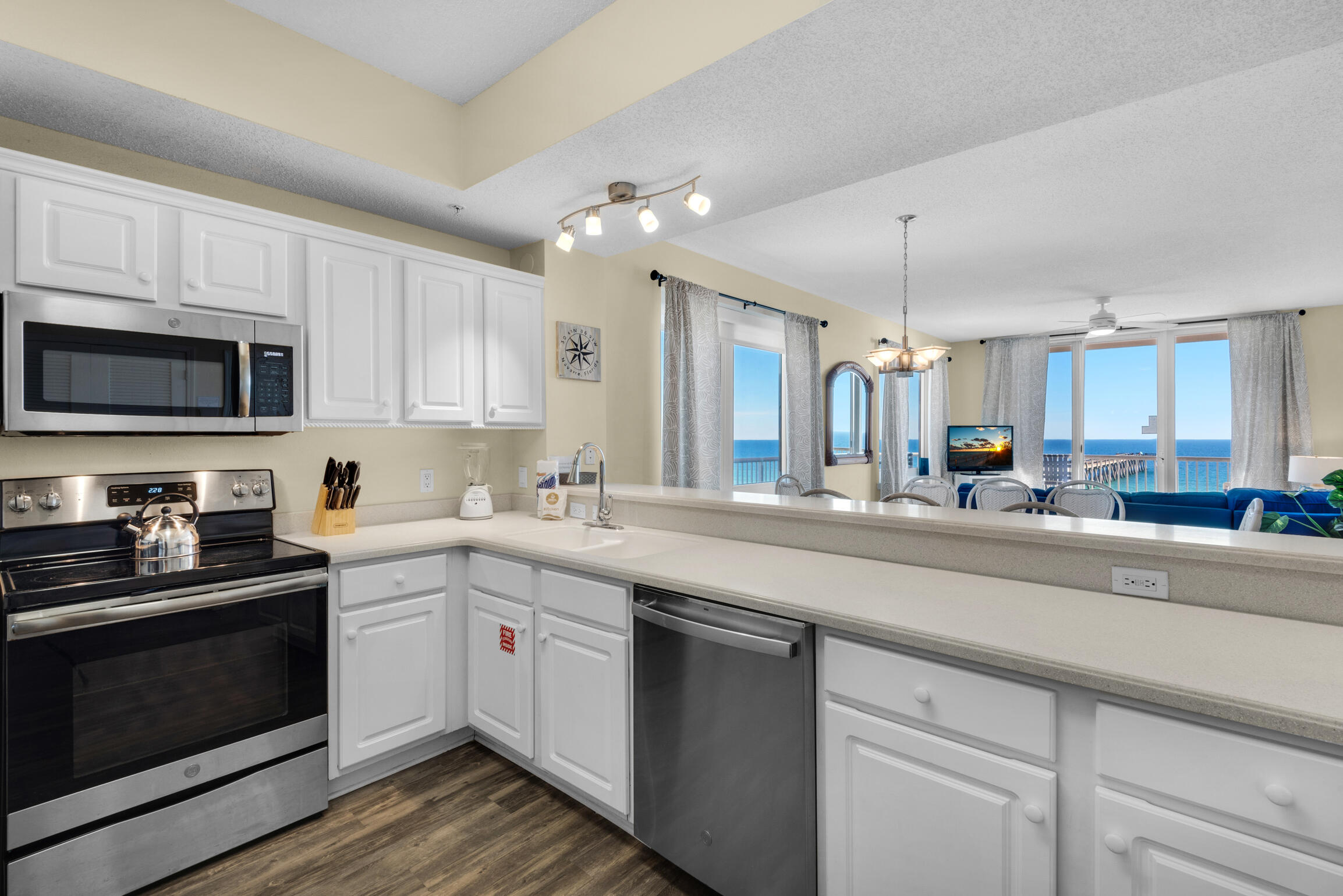 The Inn at Summerwinds - Residential