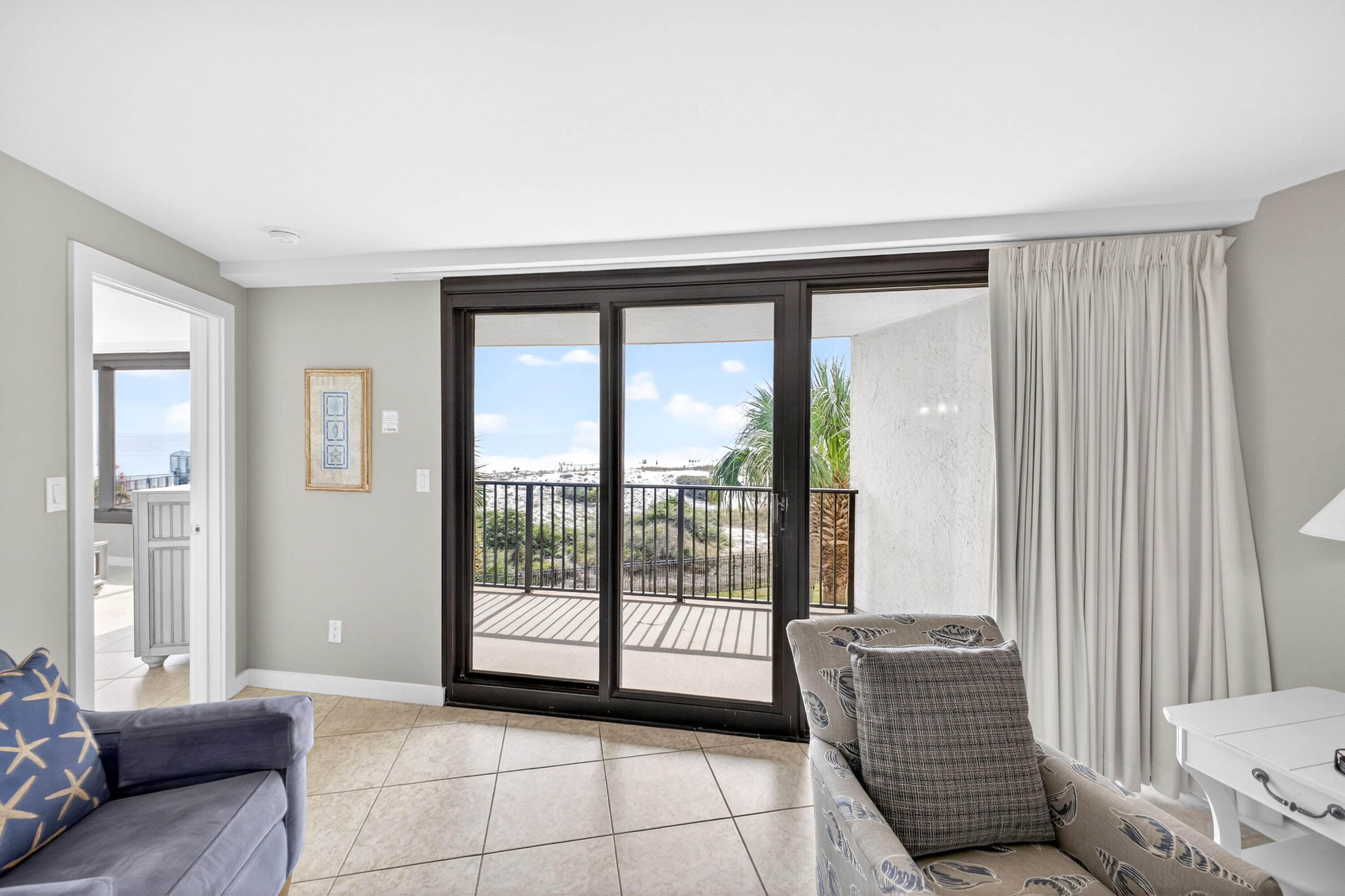 BEACHSIDE 1 CONDO - Residential