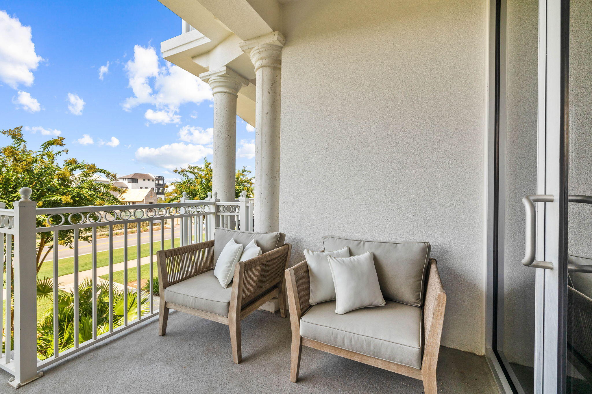 ALEXANDER AT PALM COURT - Residential