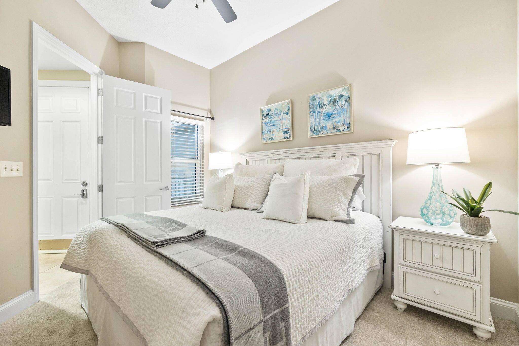 ALEXANDER AT PALM COURT - Residential