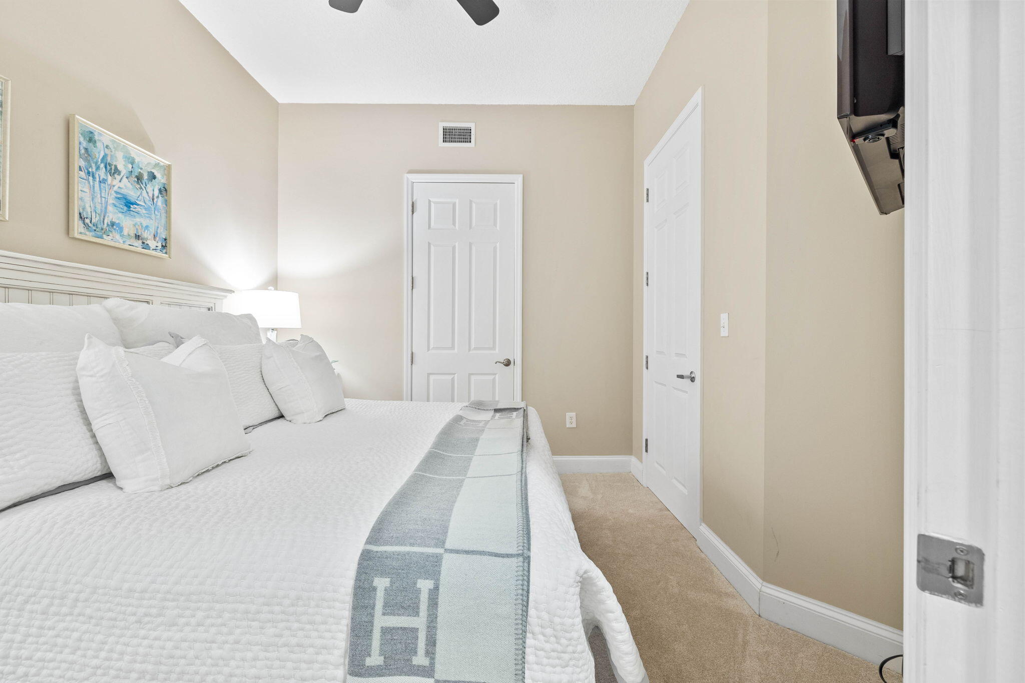 ALEXANDER AT PALM COURT - Residential