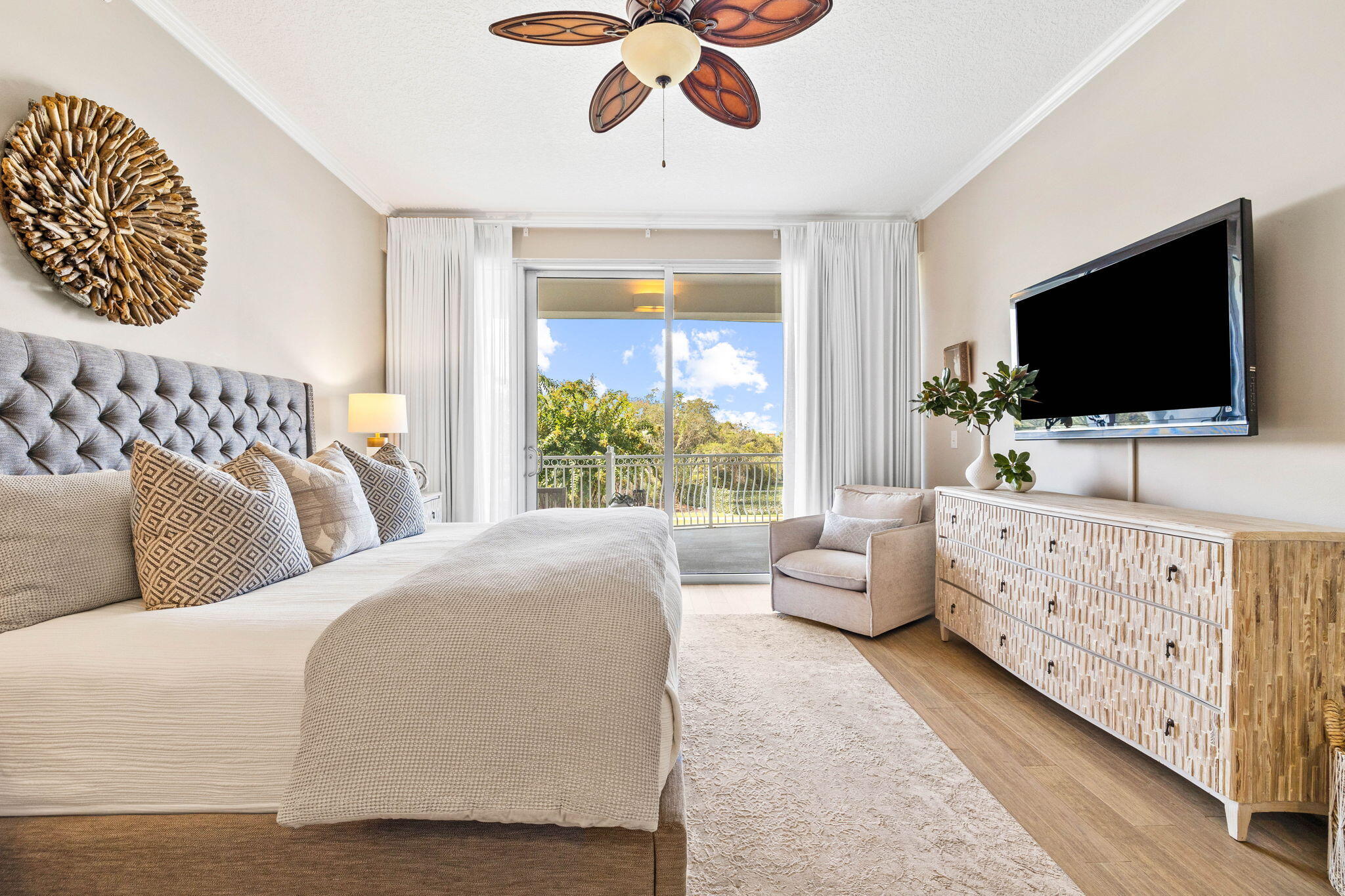 ALEXANDER AT PALM COURT - Residential