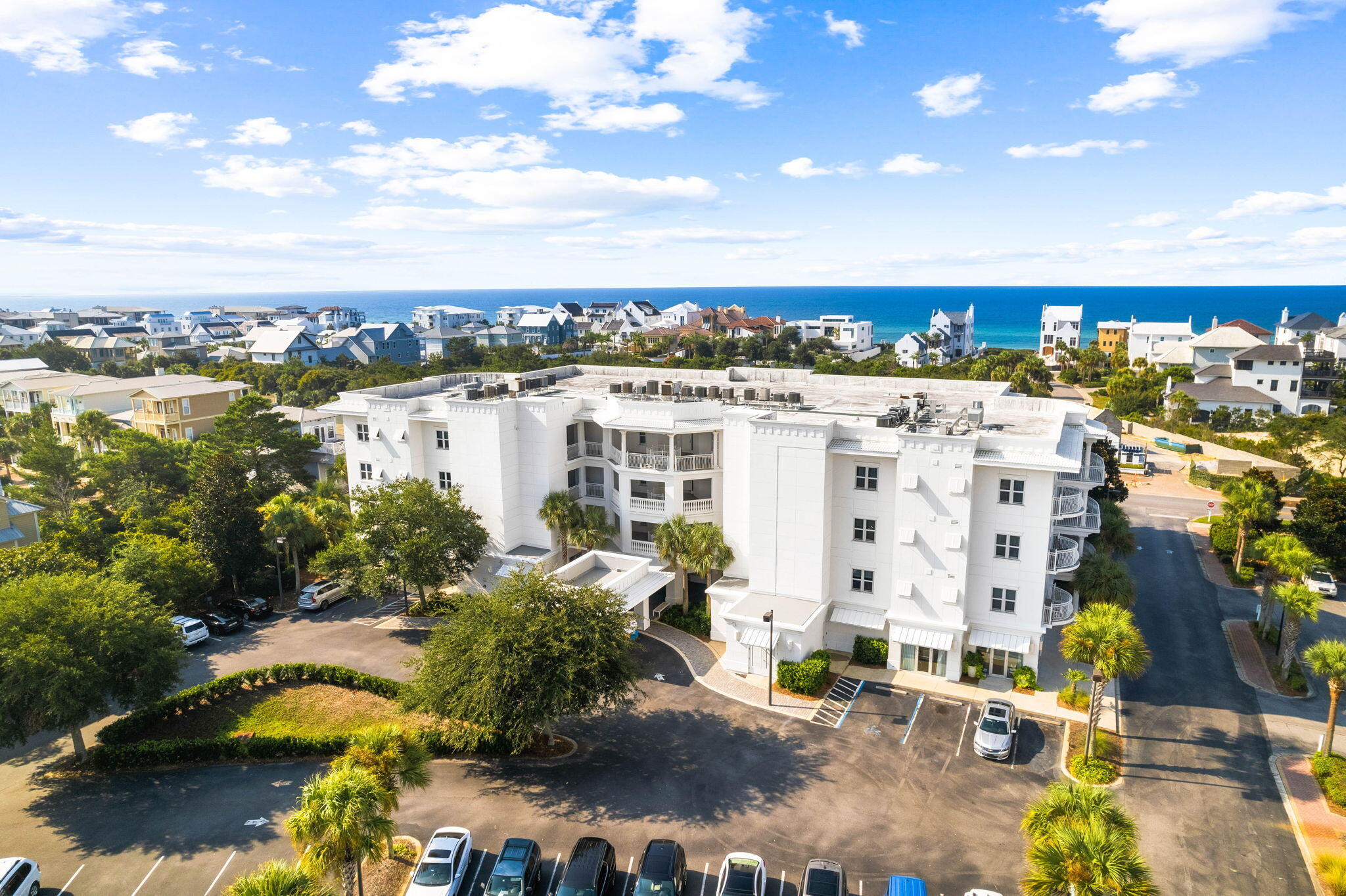 ALEXANDER AT PALM COURT - Residential