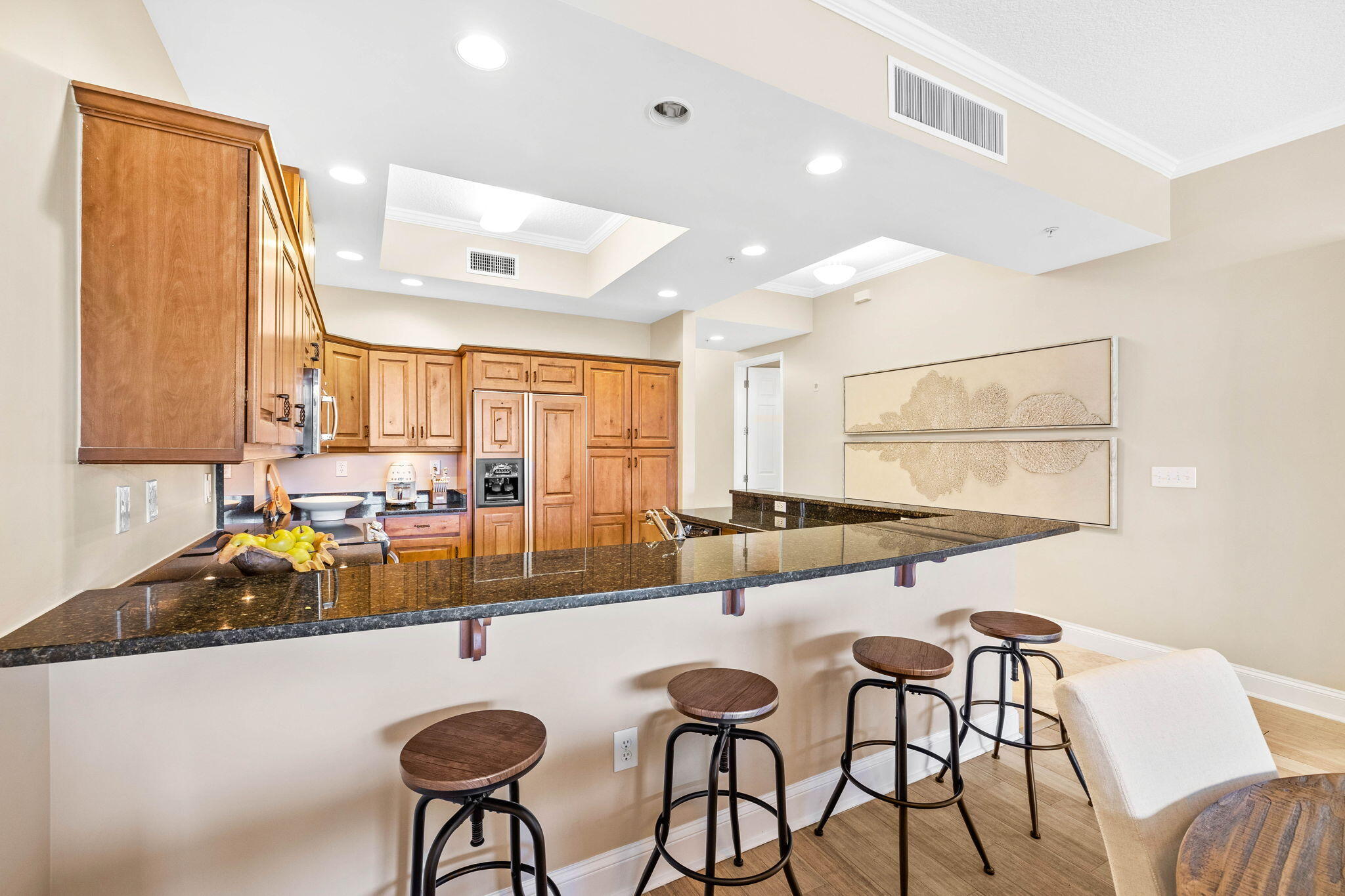 ALEXANDER AT PALM COURT - Residential