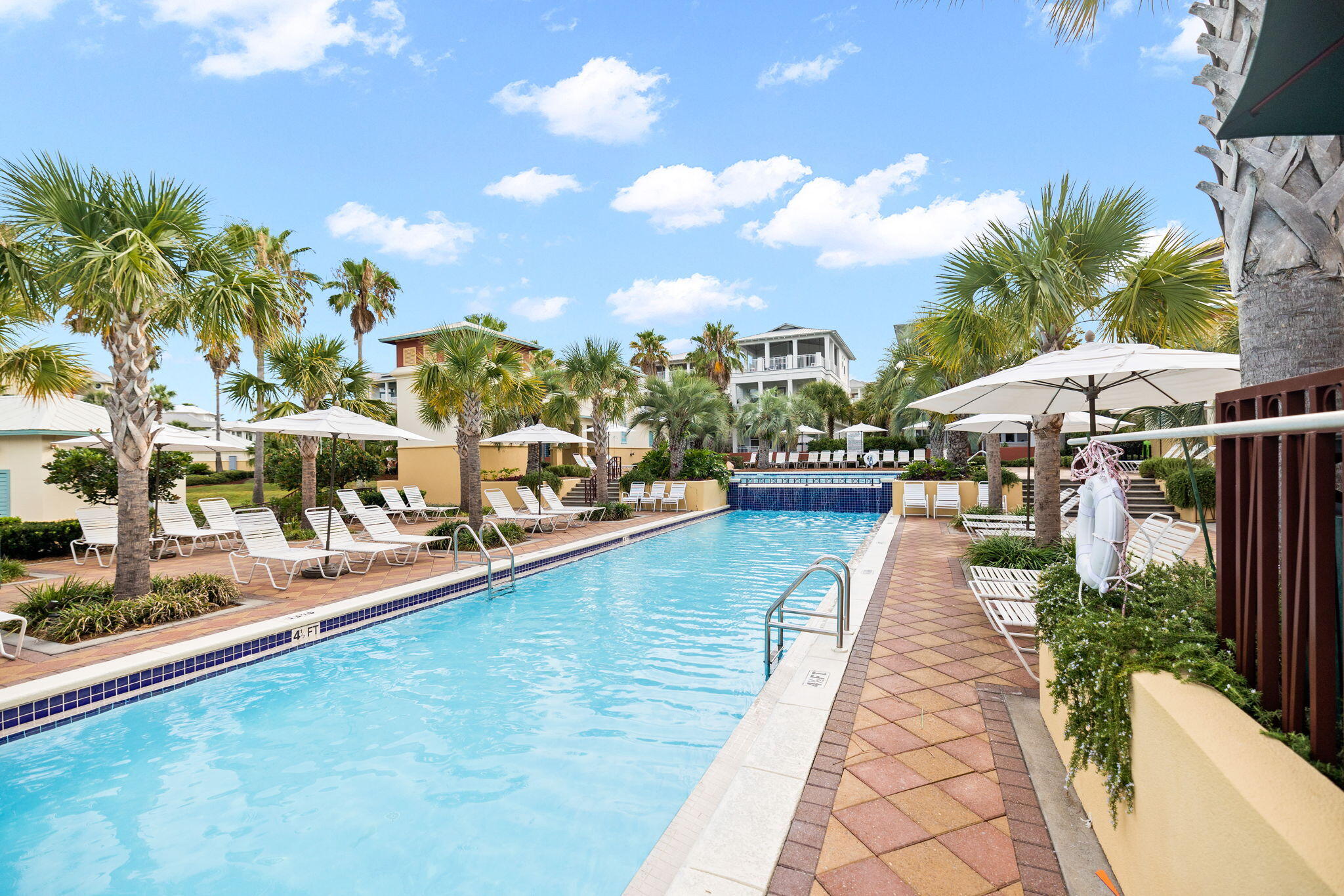 ALEXANDER AT PALM COURT - Residential